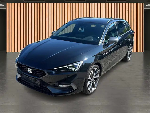 Seat Leon Leon view 2