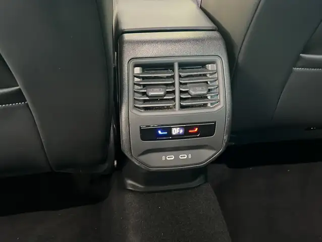 Seat Leon Leon view 12