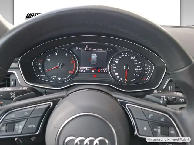 Audi A4 Avant view 7