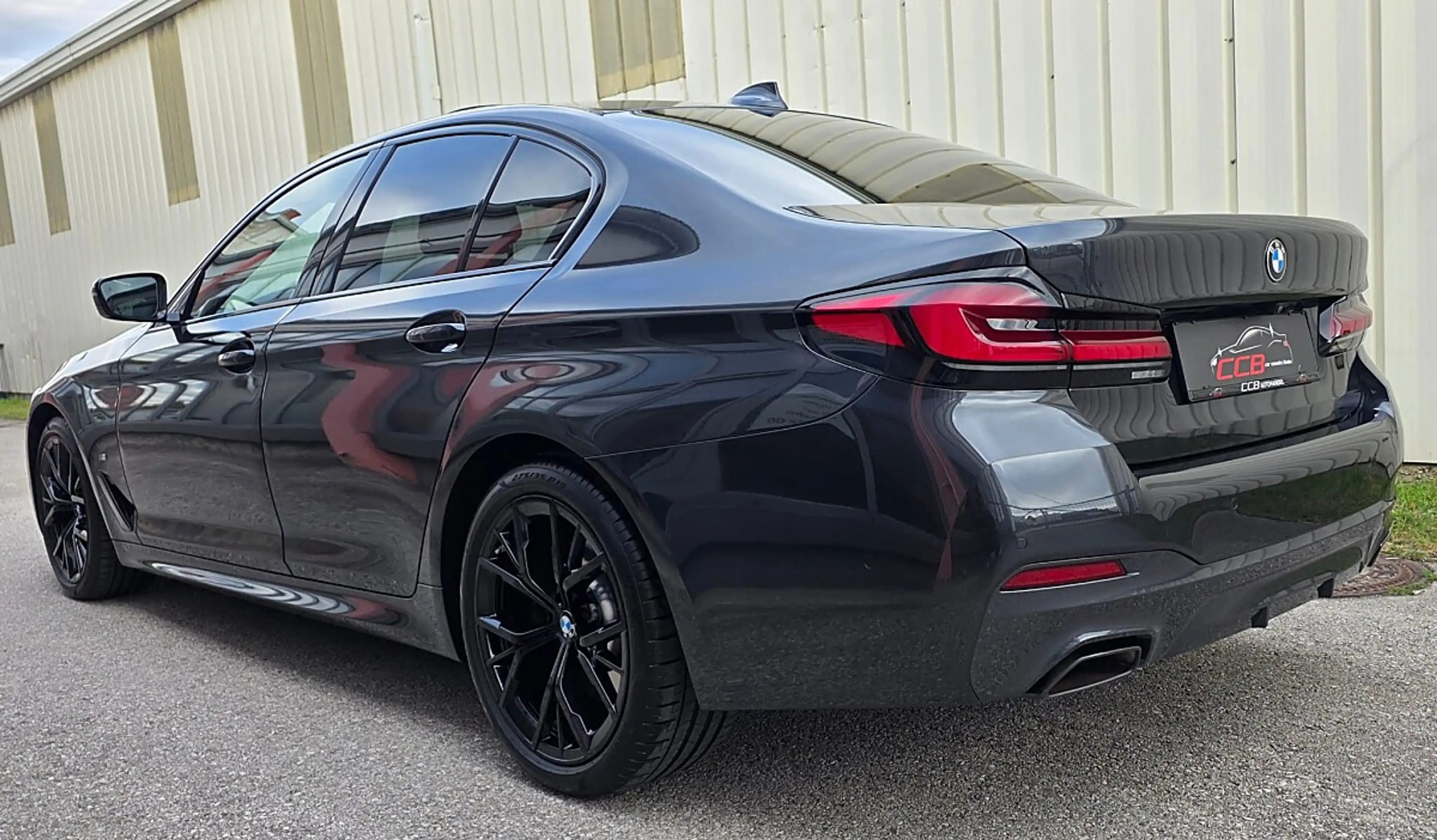 BMW 530 d M Sport | Laserlicht | HUD | Driving Assistan... — photo 8