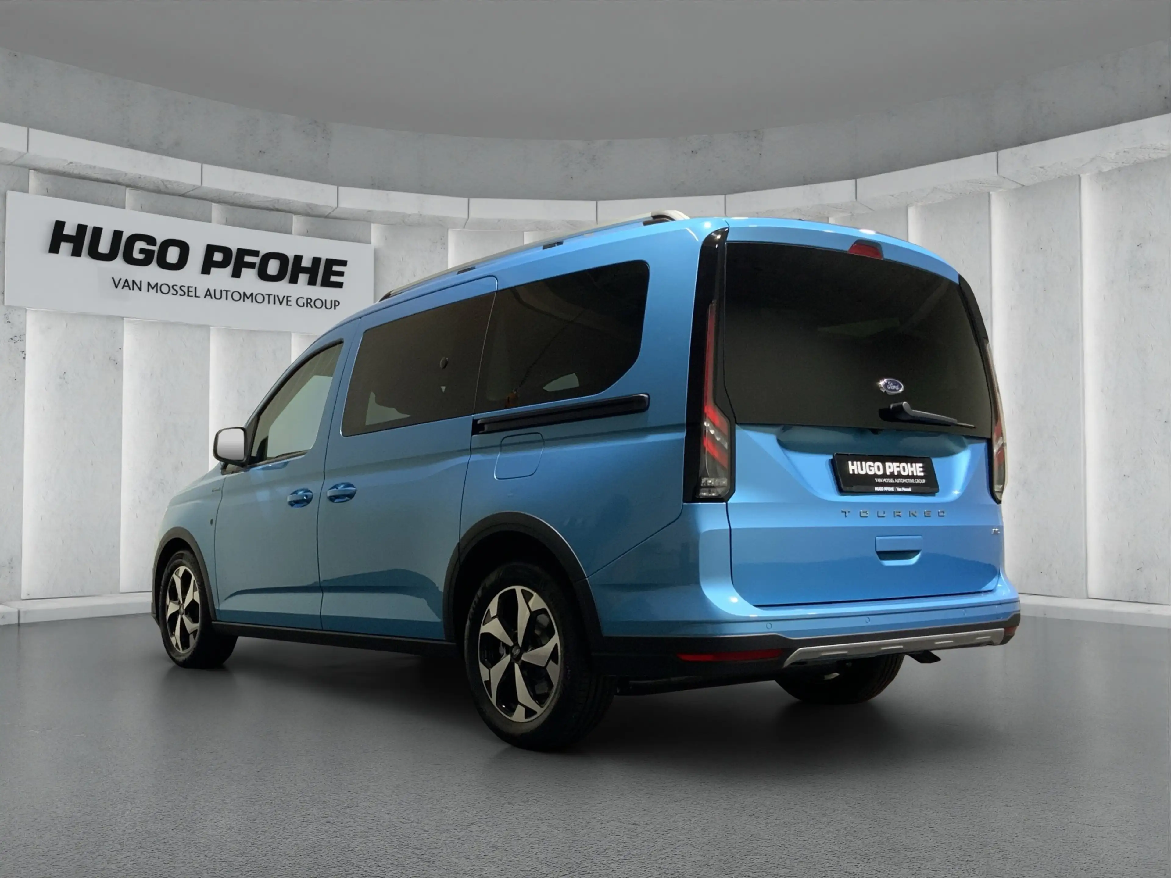 Ford Grand Tourneo Connect Active 2.0 EcoBlue 90kW AWD Hot Deal. MJ 2 — photo 3
