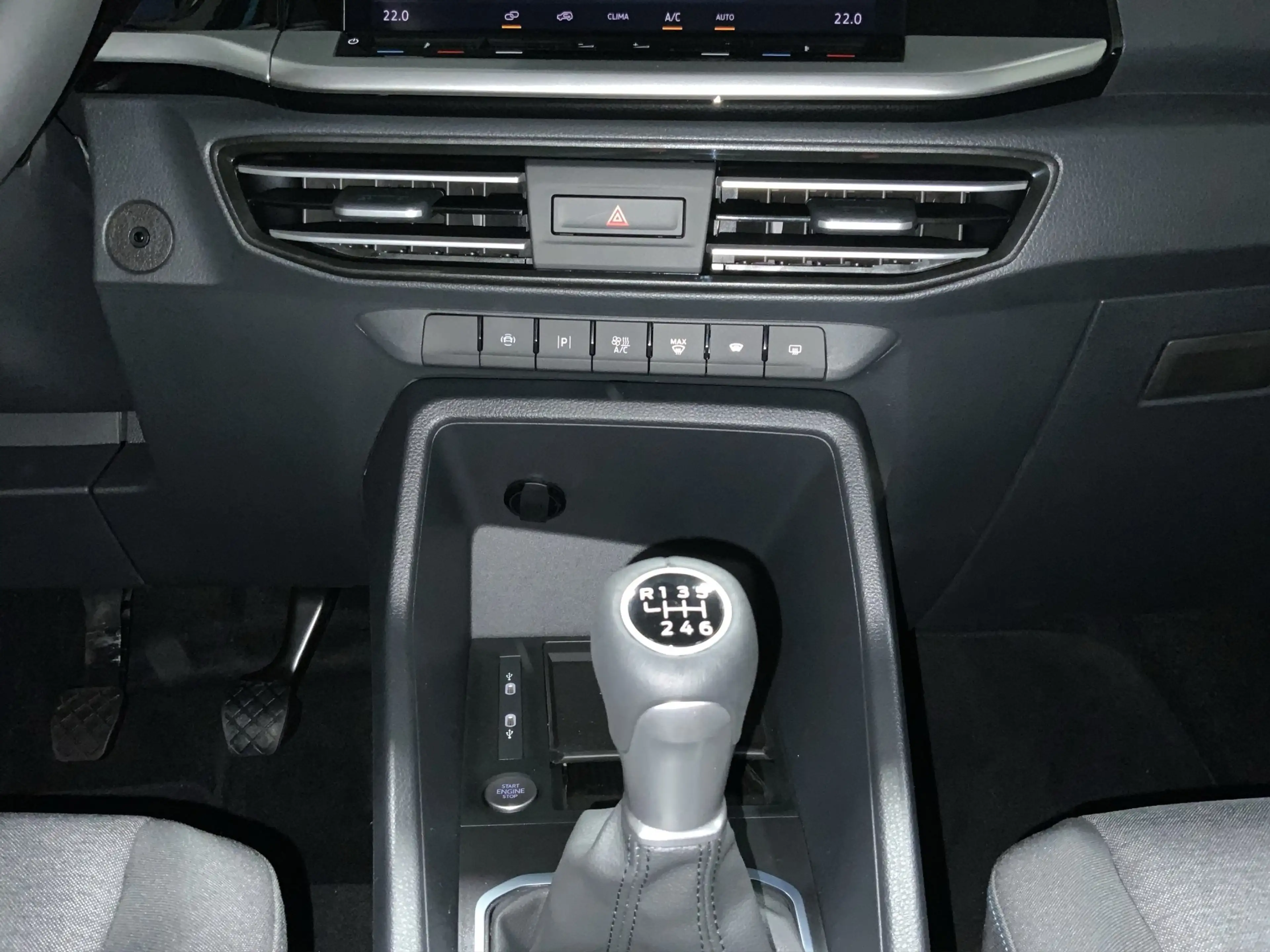 Ford Grand Tourneo Connect Active 2.0 EcoBlue 90kW AWD Hot Deal. MJ 2 — photo 14