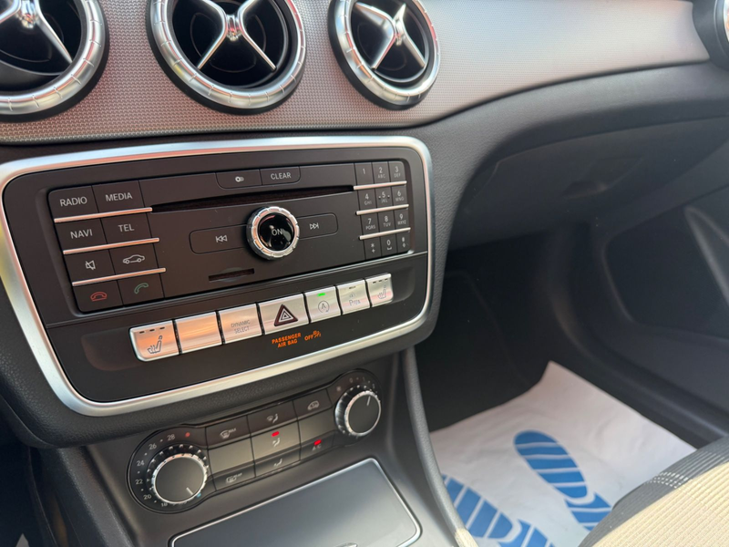 Mercedes-Benz CLA 250 *Pano*Led*Navi* — photo 16