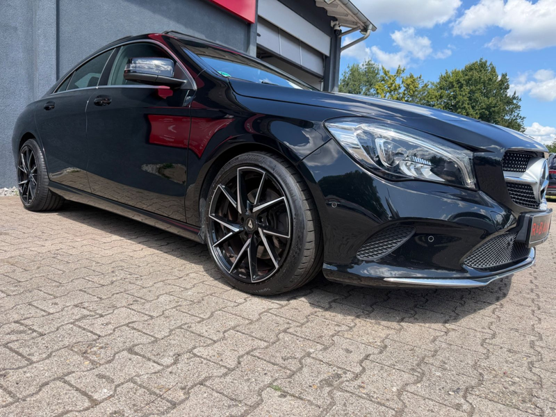 Mercedes-Benz CLA 250 *Pano*Led*Navi* — photo 3