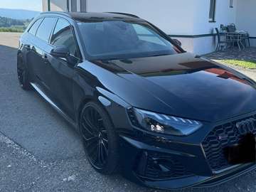 RS4 Avant TFSI Tiptronic