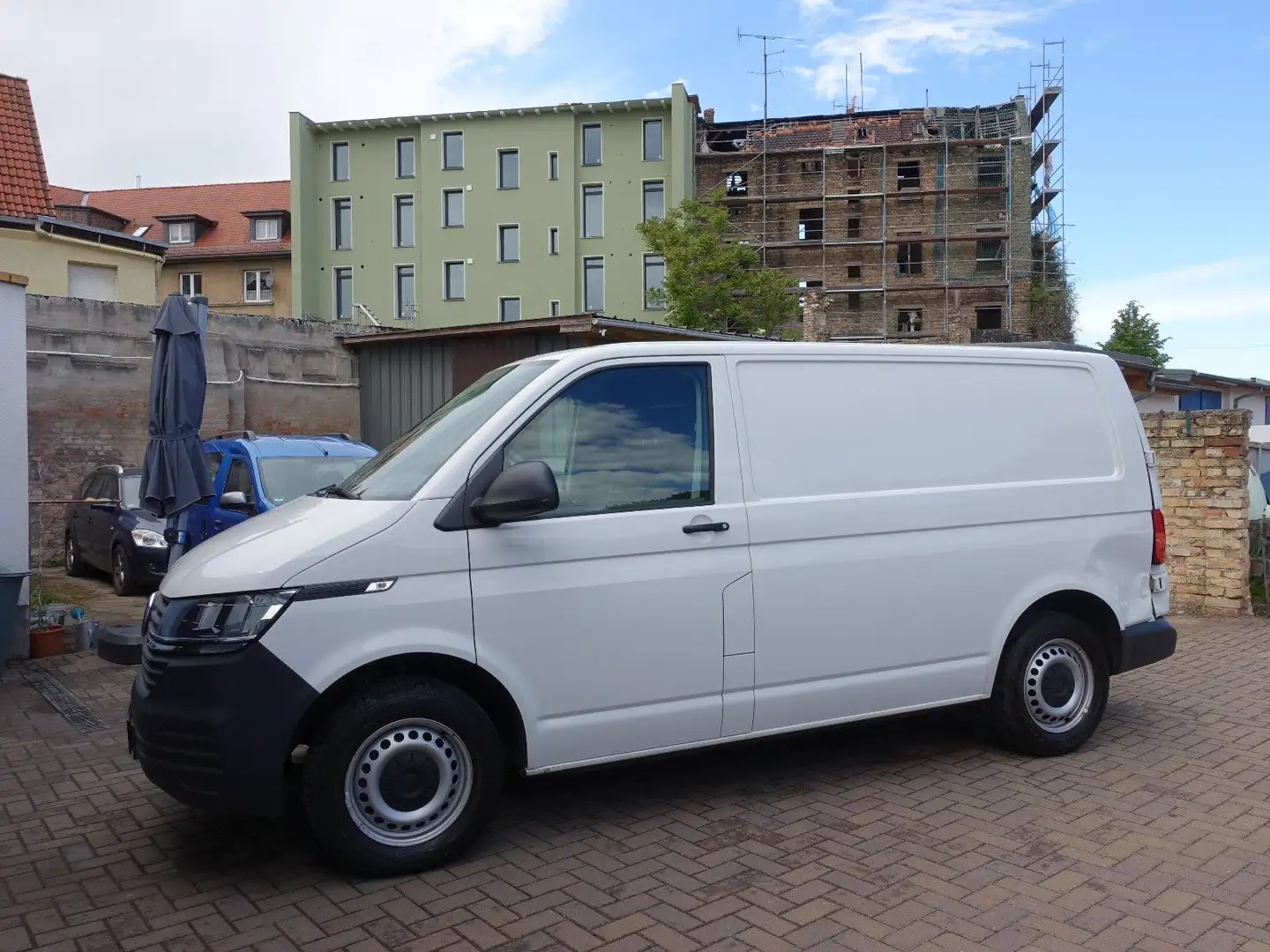 Volkswagen T6 Kombi T6 2,0 TDI, EU6, Klima, Pharmakühler, fahrbereit Wit - 2