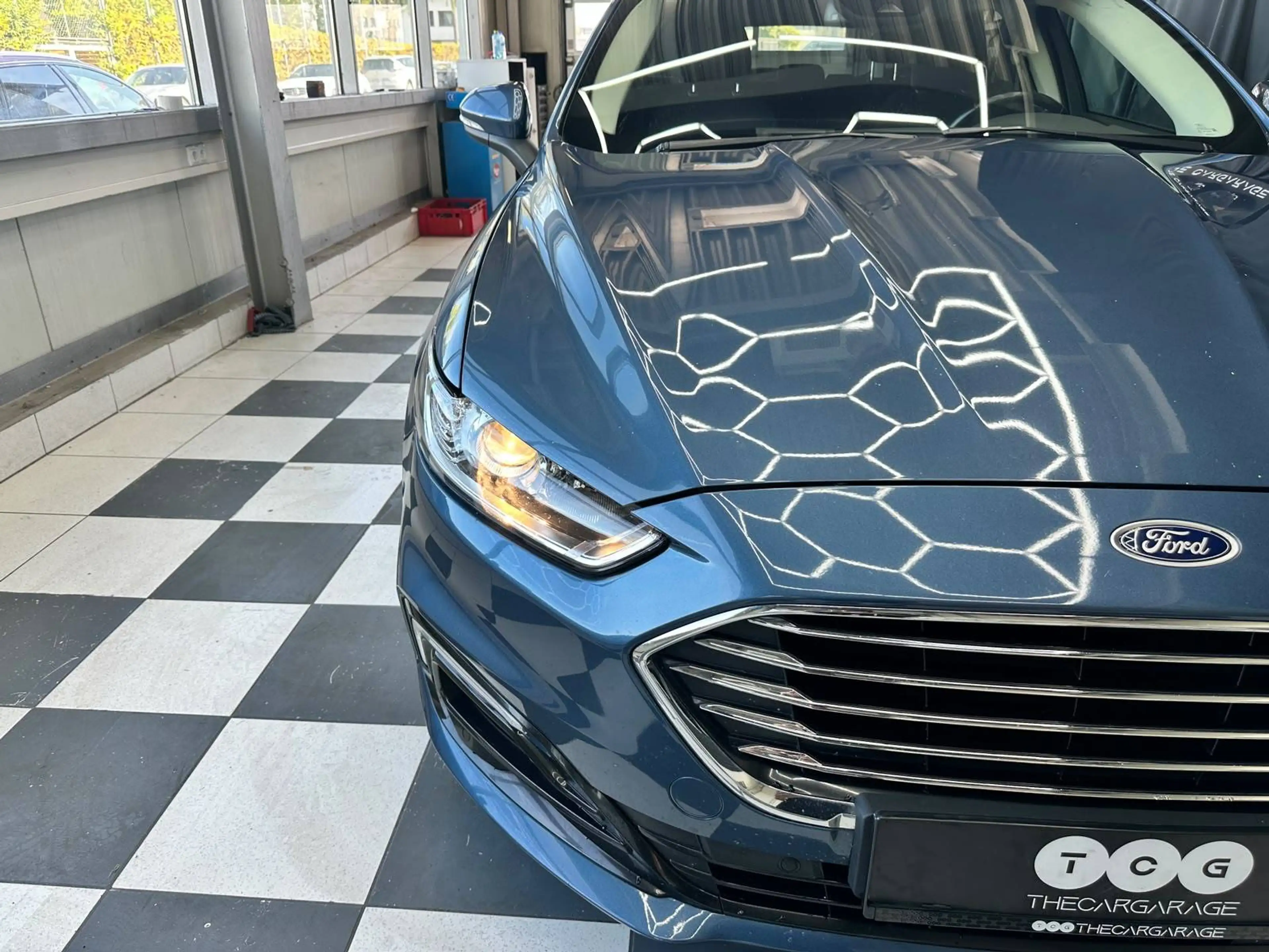 Ford Mondeo Trend — photo 3
