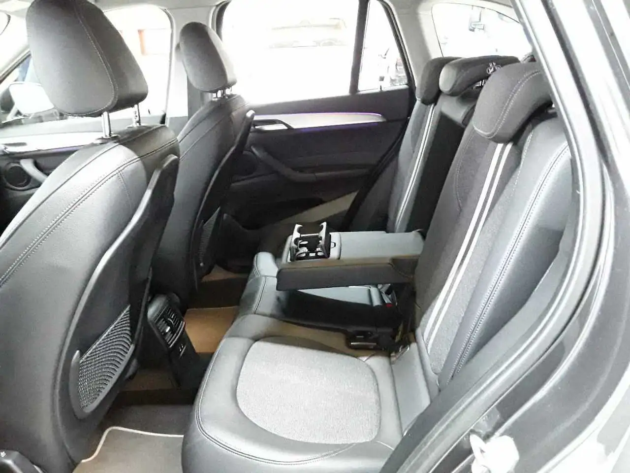 BMW X1 sDrive18d Aut. Sport Line Navi SHZ LED, миниатюра 13