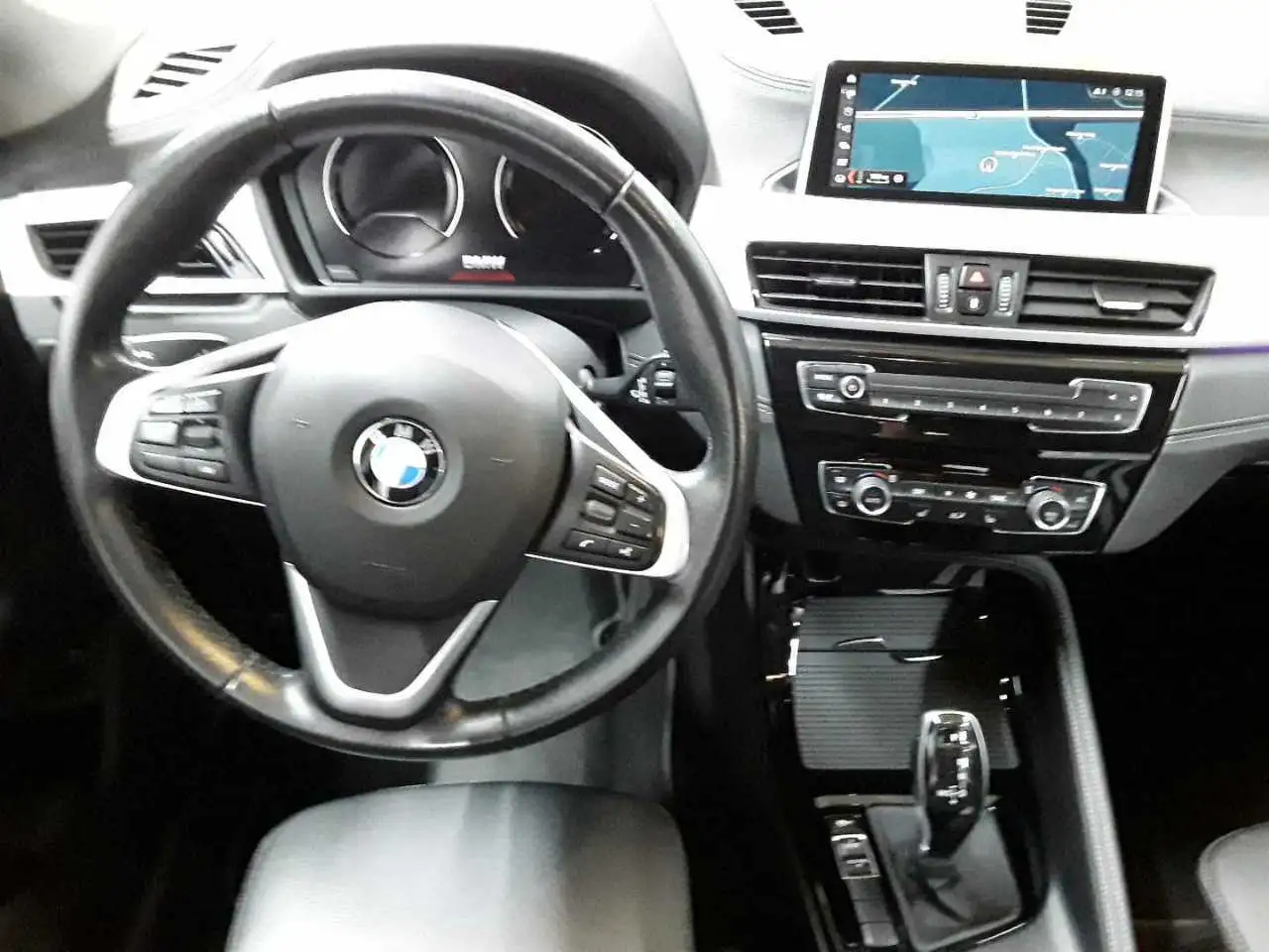 BMW X1 sDrive18d Aut. Sport Line Navi SHZ LED, миниатюра 10