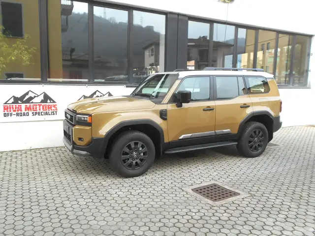 Toyota Land Cruiser 250 2.5 Turbo benzina. INTROVABILE!!