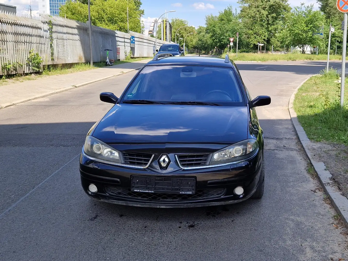 Renault Laguna Laguna BI TURBO--SEHR GEFLEGT Schwarz - 2
