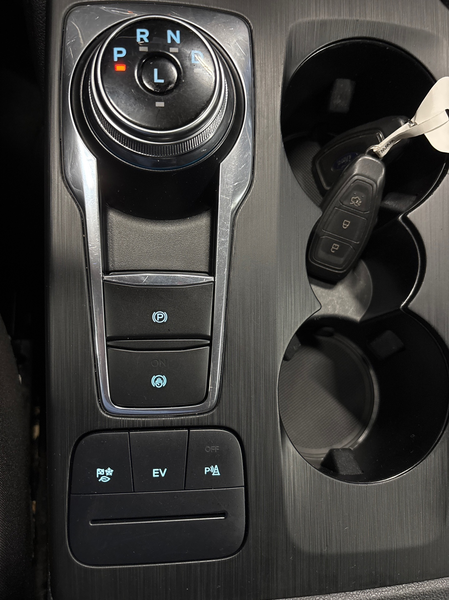 Ford Kuga 2.5 PHEV ST-Line X Clima | Navi | Camera | PDC — photo 19