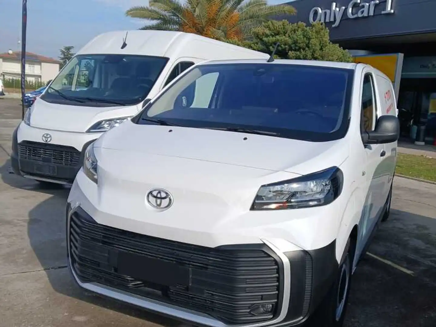 Toyota Proace electric 75kWh S Comfort Bianco - 1