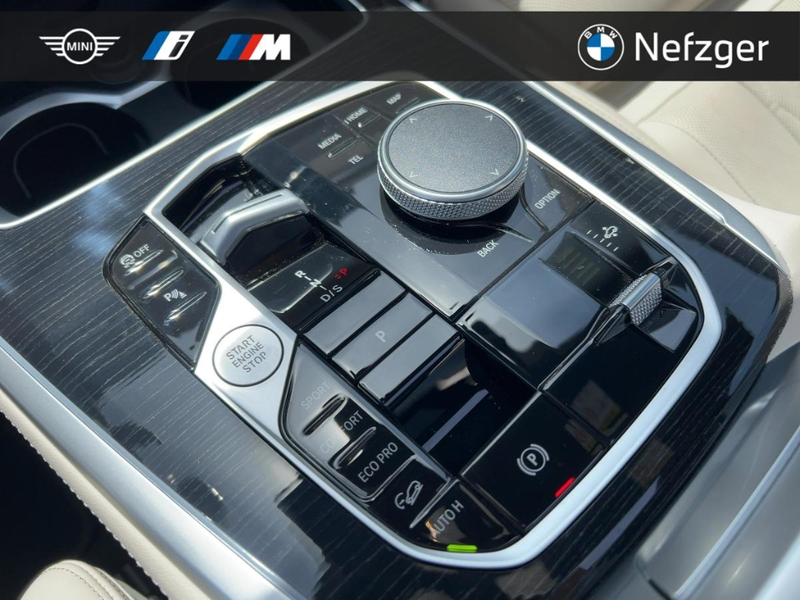 BMW X7 xDrive40i M Sport Pro HUD AHK H&K Standheiz. — photo 12
