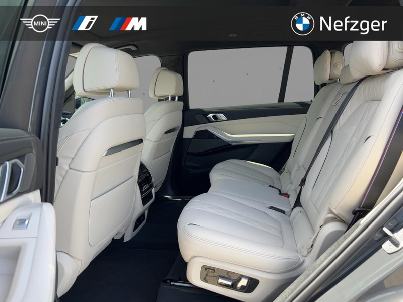 BMW X7 xDrive40i M Sport Pro HUD AHK H&K Standheiz. — photo 8