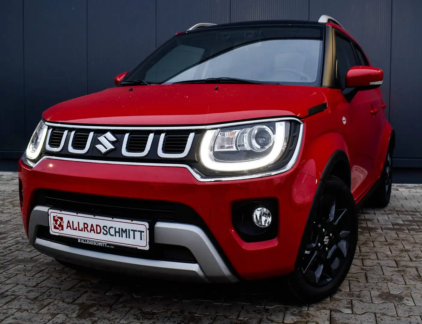 Suzuki Ignis Comfort+ 1.2l M/T Hybrid - 1