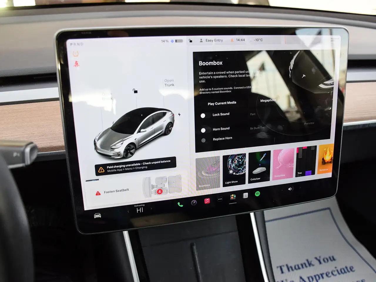 Tesla Model 3 снимка Tesla Model 3