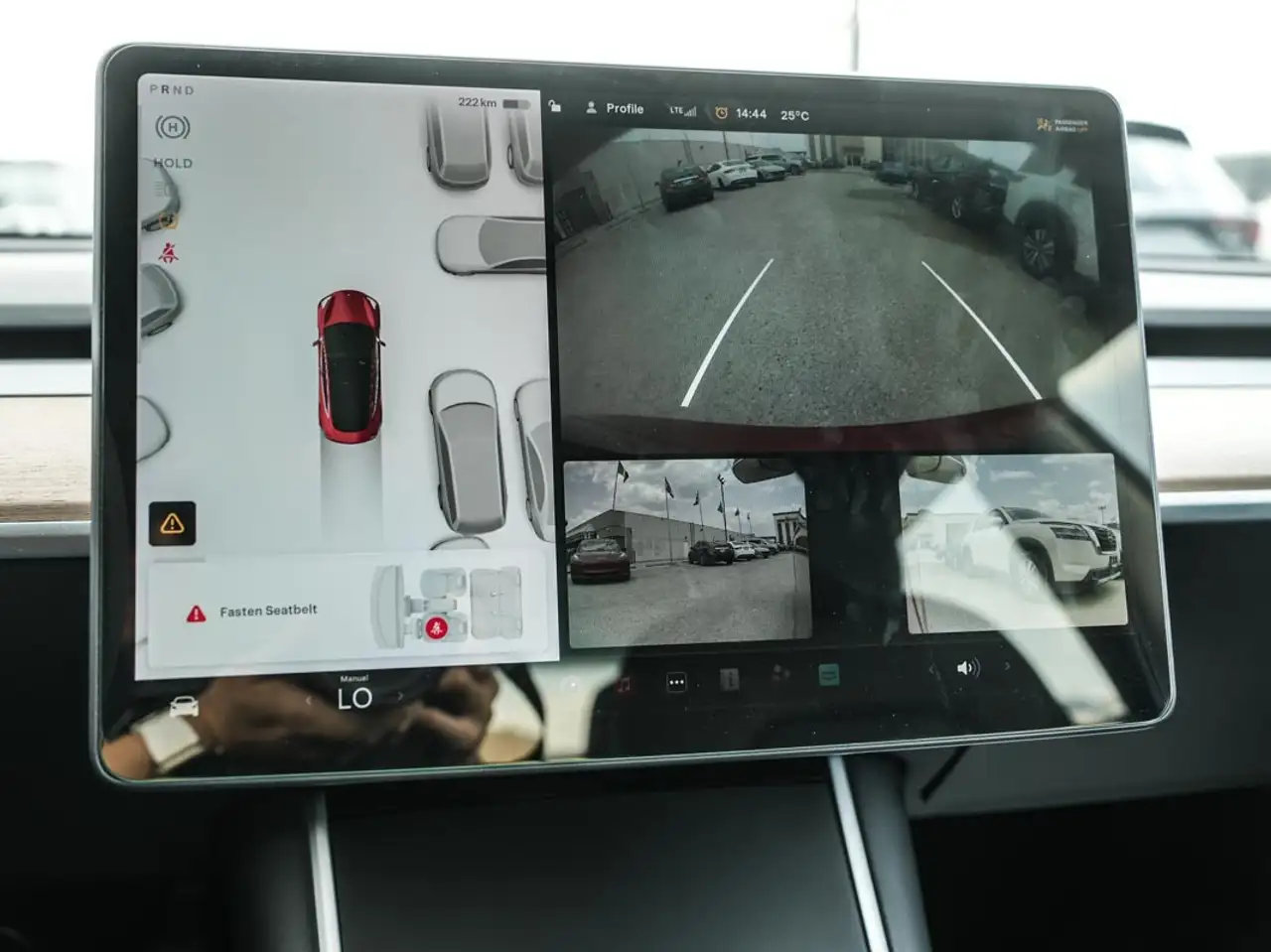 Tesla Model 3 снимка Tesla Model 3