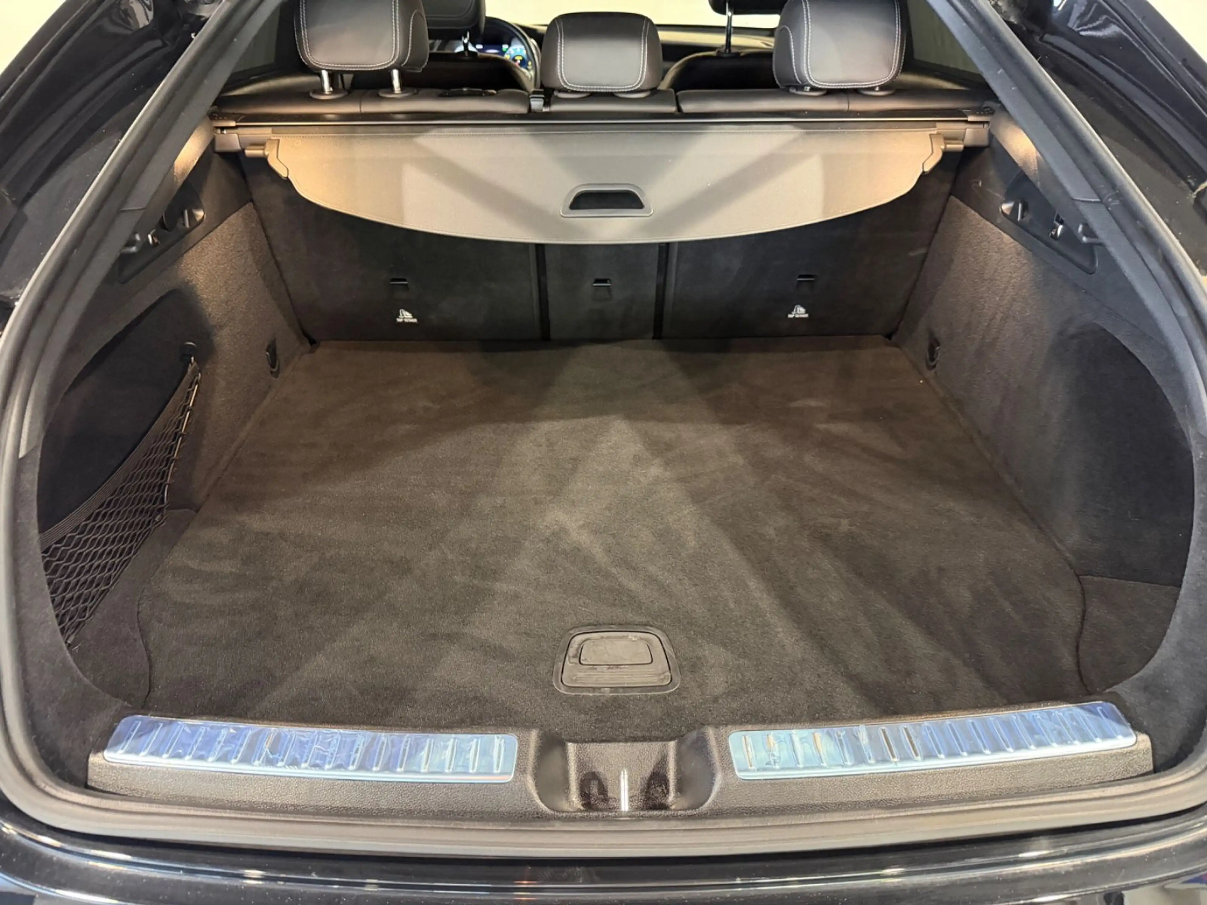 Mercedes-Benz GLC 200 |Coupe|4Matic|AMG|Night|Ambiente| — photo 10