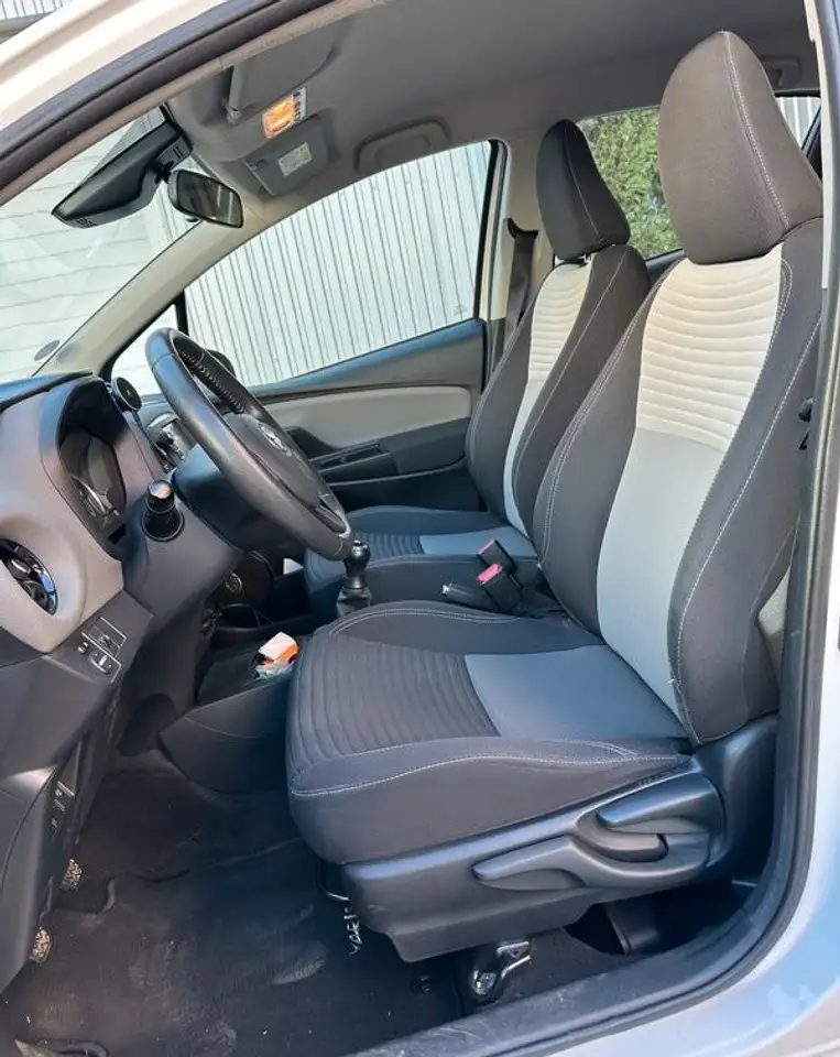 Toyota Yaris Yaris — photo 5
