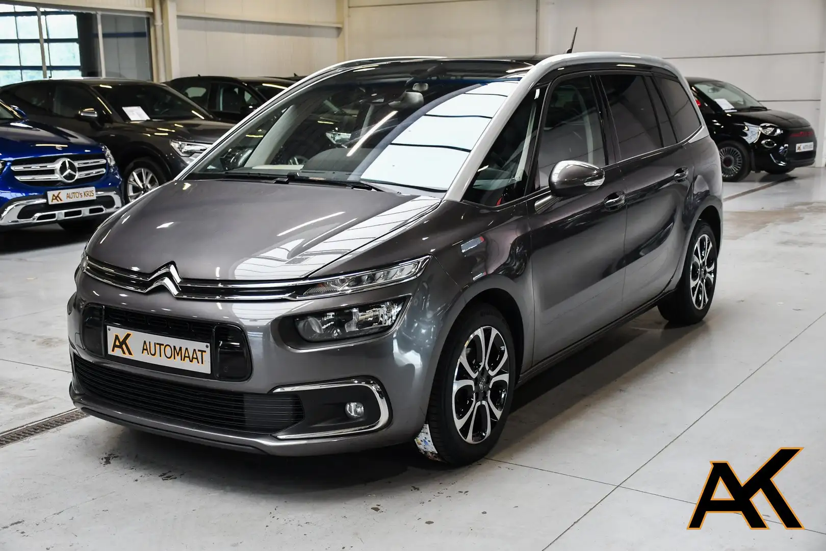Citroen C4 SpaceTourer 1.5 BlueHDi Shine 7pl Automaat - LEDER / NAVI / CC Gris - 1