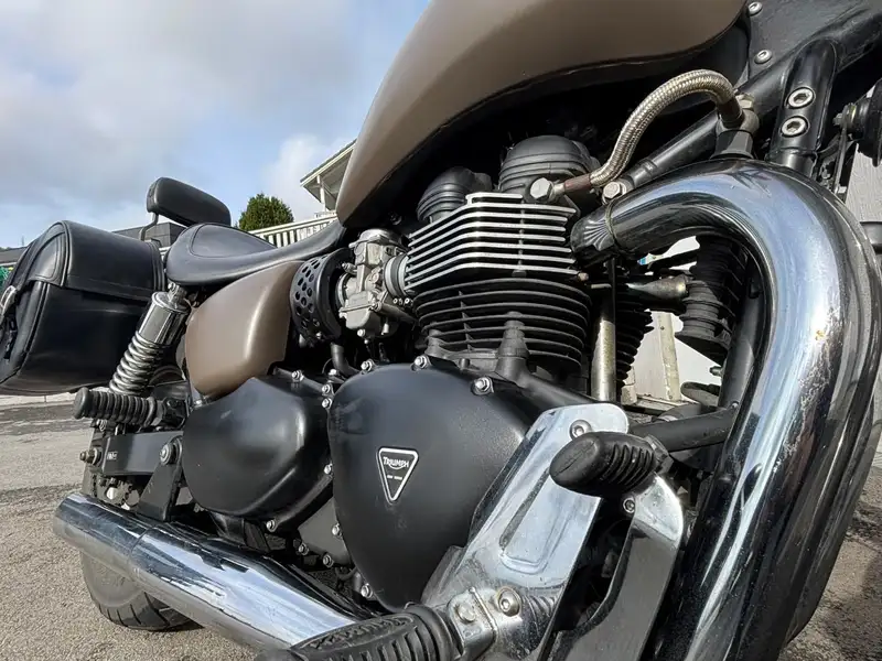 Triumph Speedmaster - foto 4
