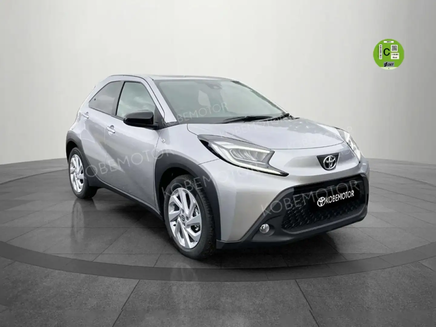 Toyota Aygo Play Grijs - 1