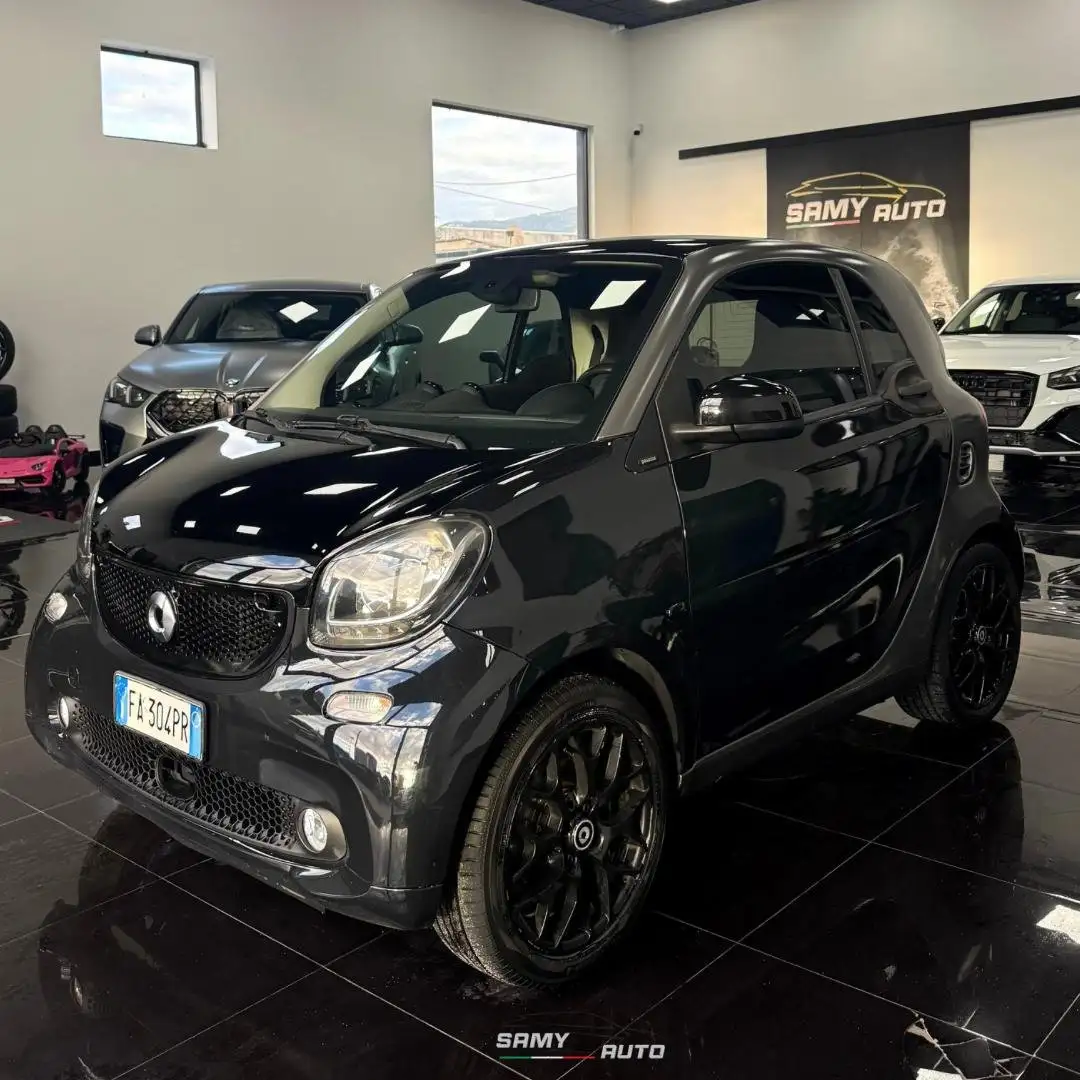 smart forTwo 1.0 Passion 71cv twinamic Schwarz - 2