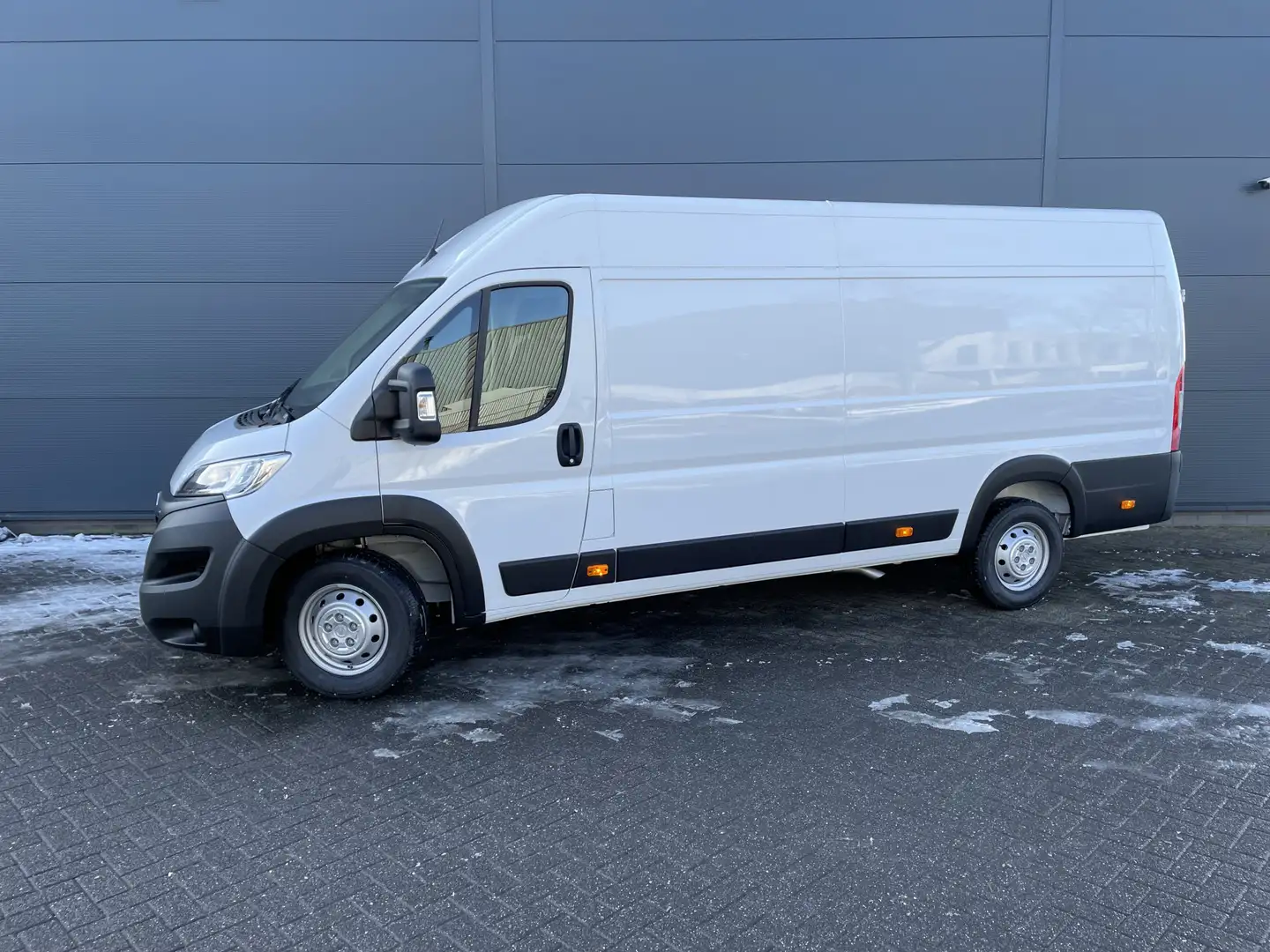 Opel Movano 165pk Zwaar L4H2 3.5t (Airco - Parkeersensoren - 2 White - 2