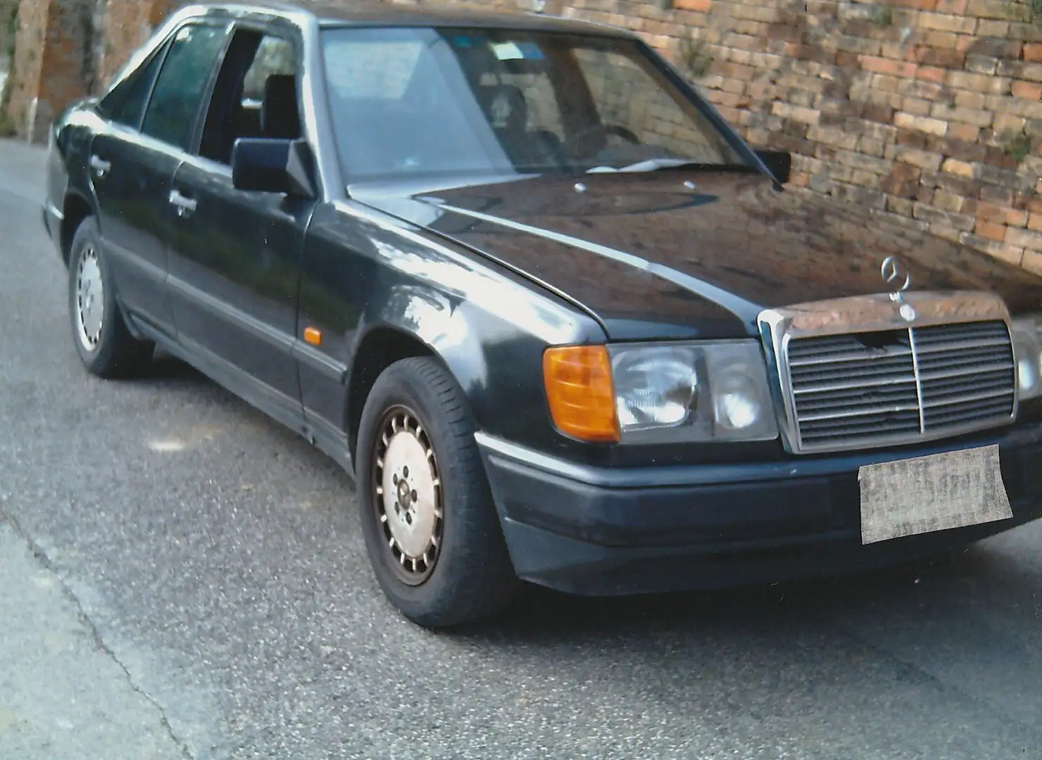 Mercedes-Benz 200 200 E Siyah - 1