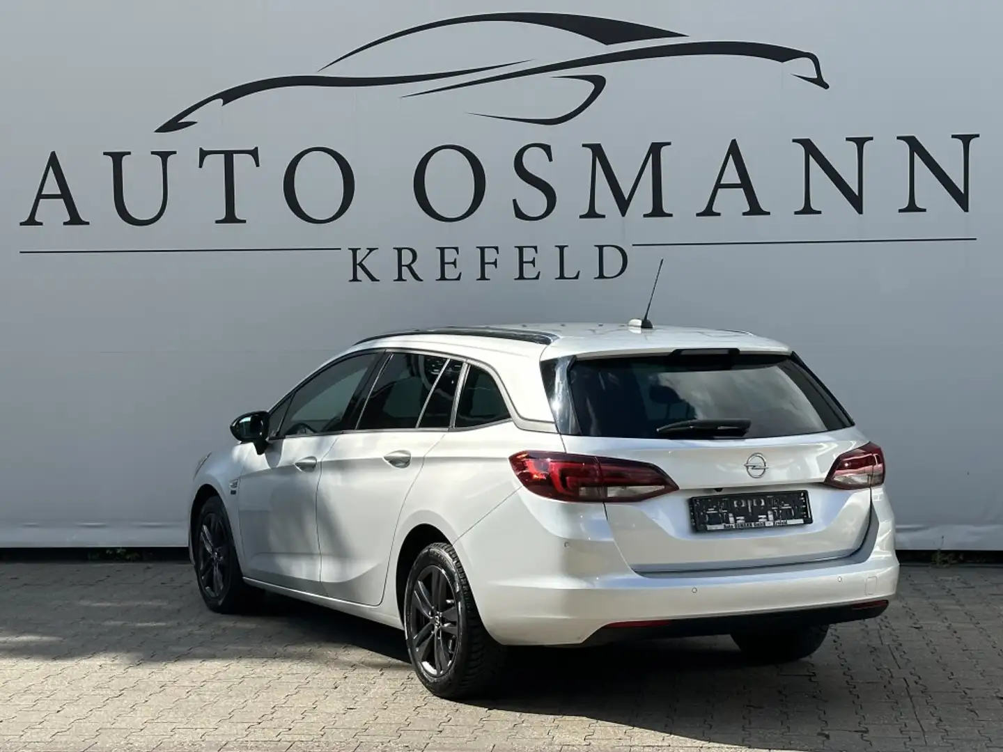 Opel Astra 1.5 D Start Stop Sports Tourer Automatik Silver - 2