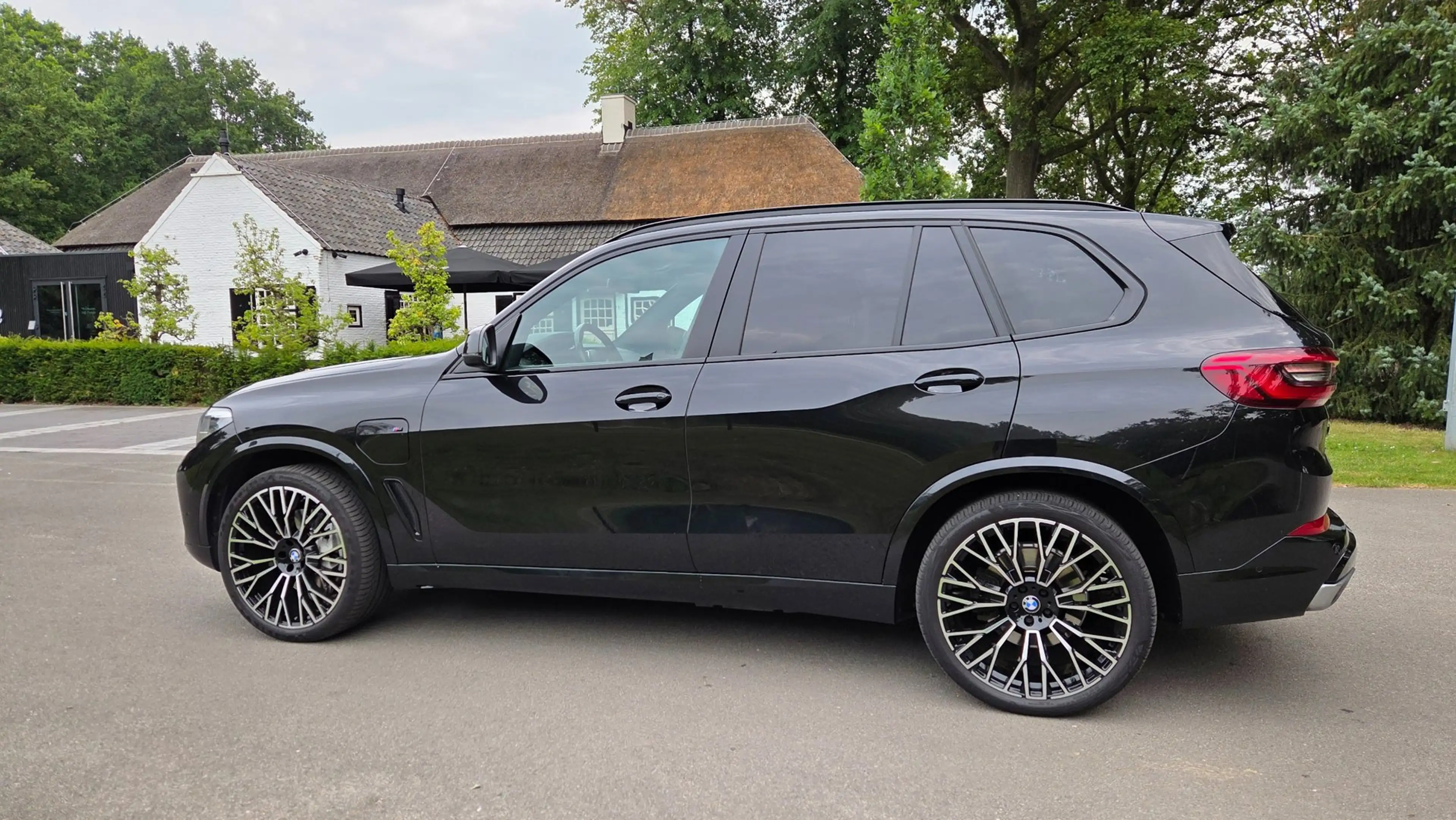 BMW X5 XDrive45e Executive Black Edition — photo 5