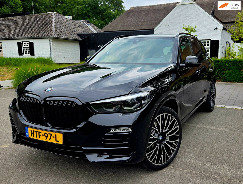 BMW X5 XDrive45e Executive Black Edition