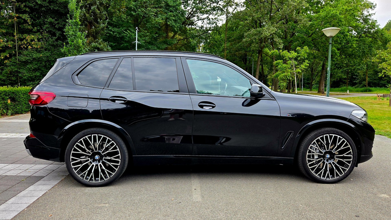BMW X5 XDrive45e Executive Black Edition — photo 4