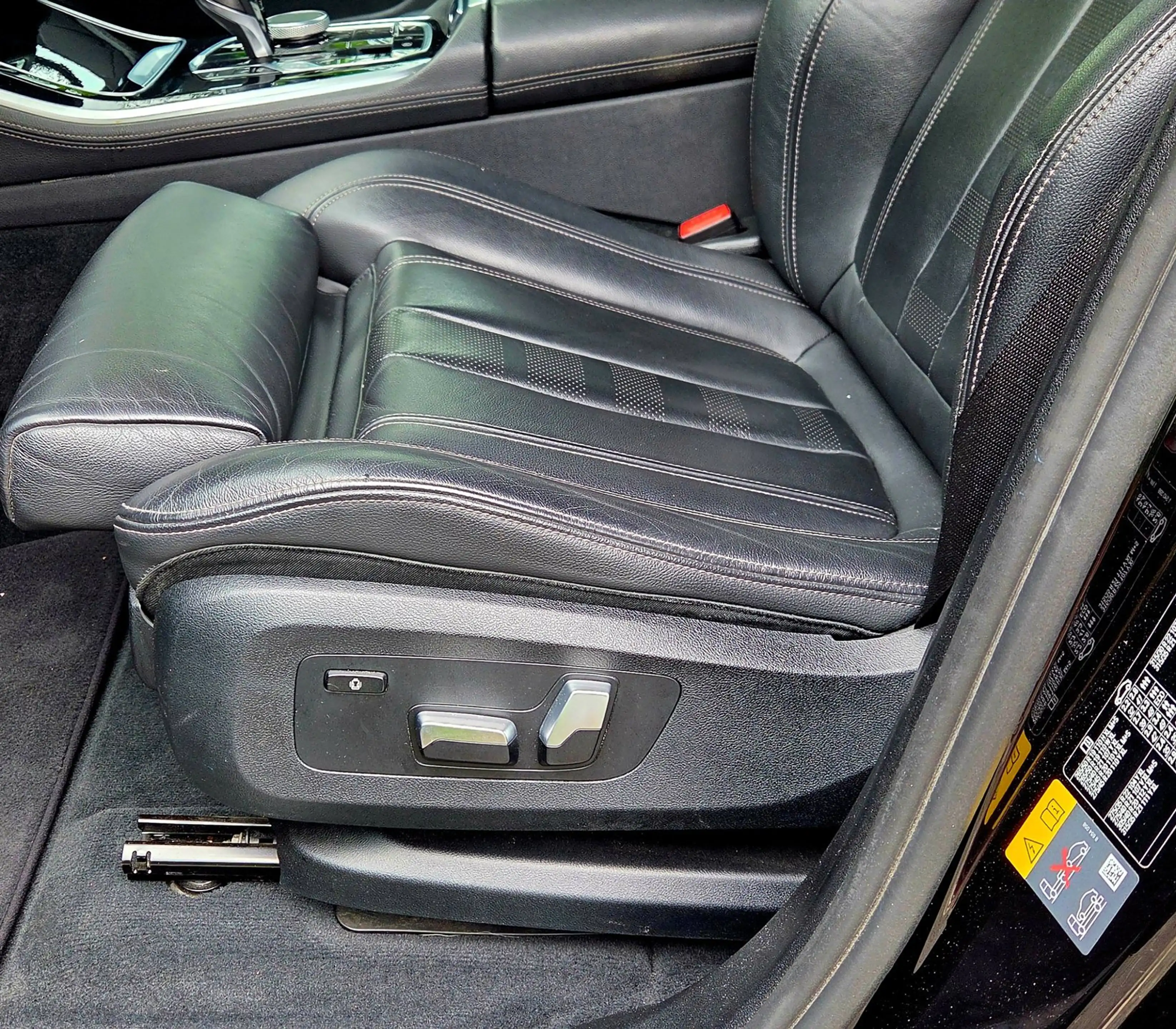 BMW X5 XDrive45e Executive Black Edition — photo 12