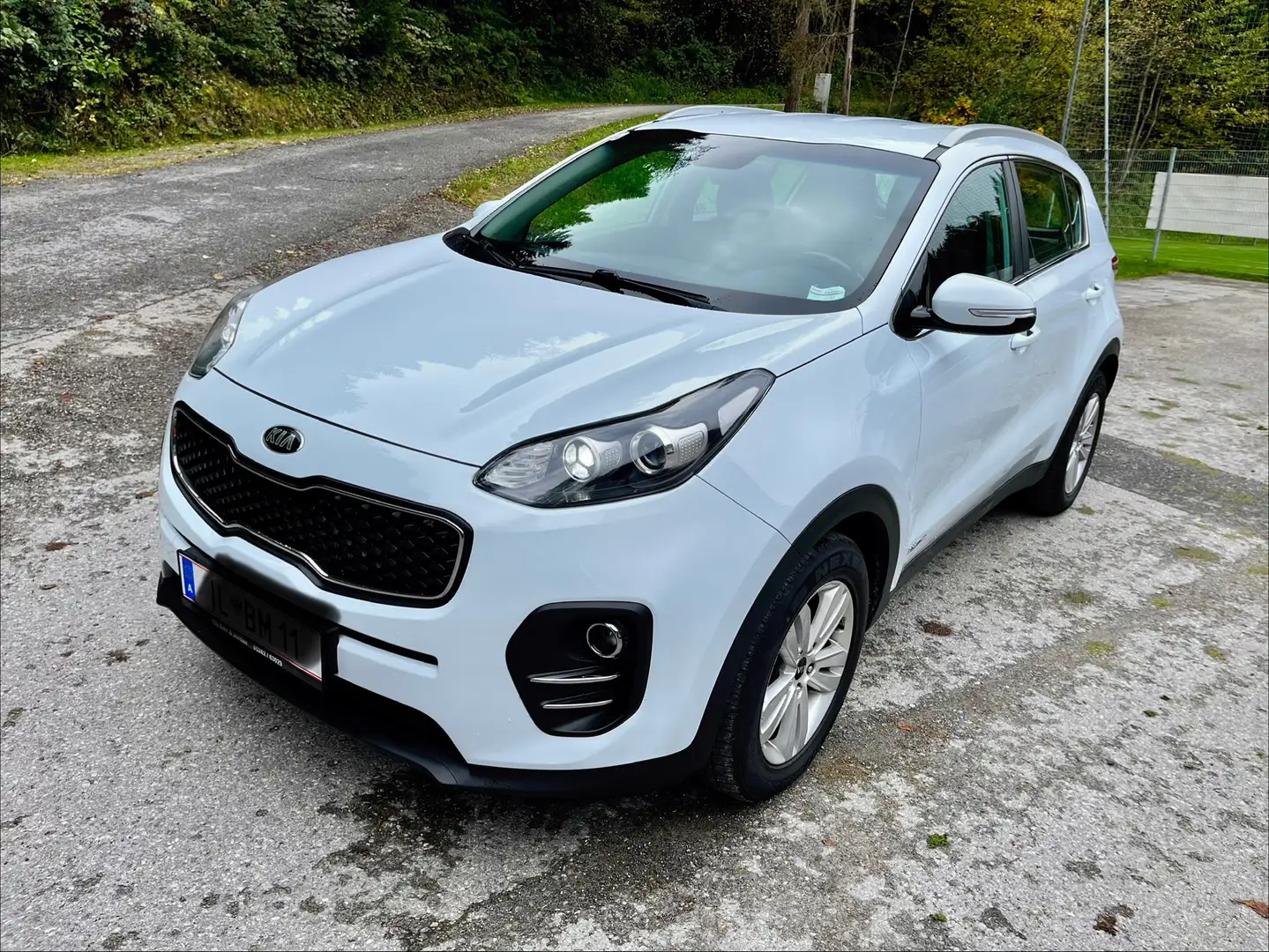 Kia Sportage Sportage 2,0 CRDI AWD Silber Silber Weiß - 1