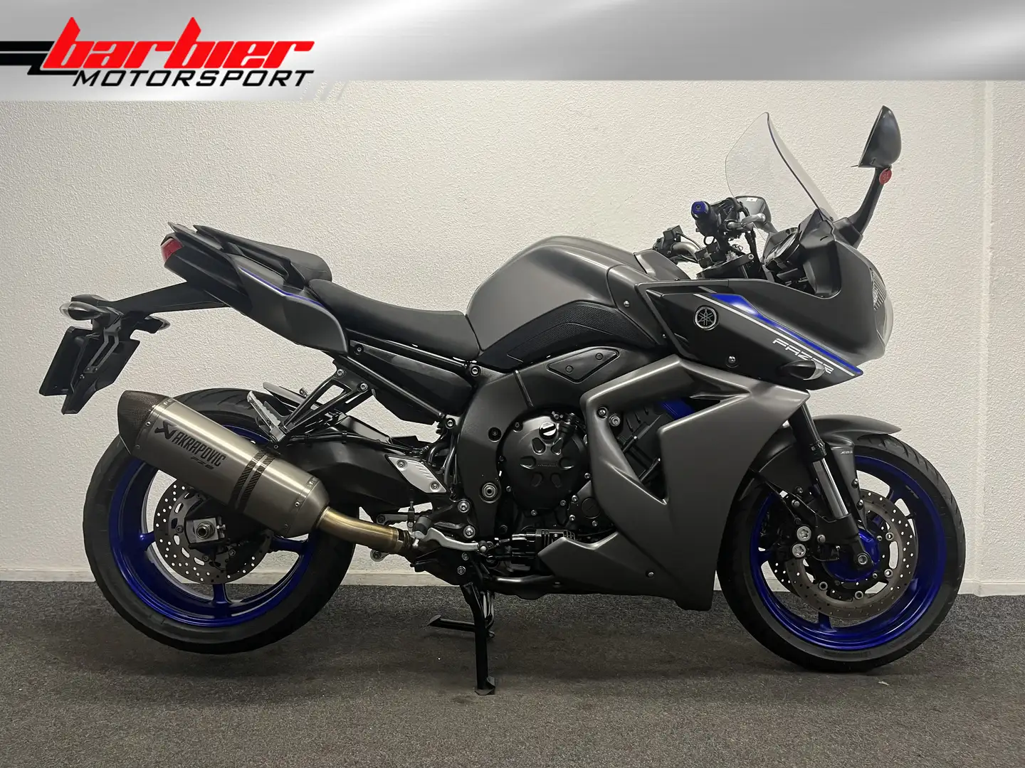 Yamaha FZ 8 FAZER Grijs - 1