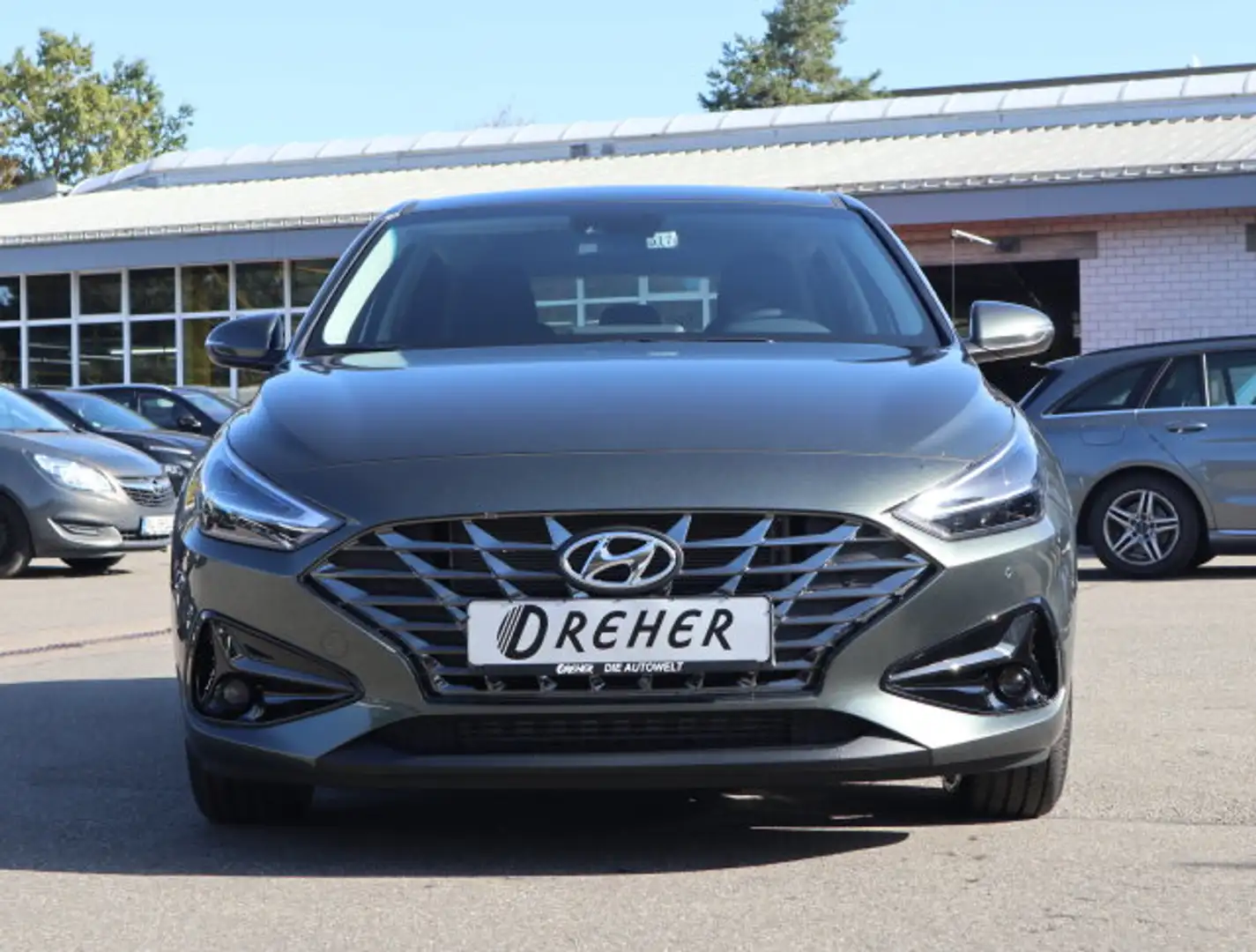 Hyundai i30 i30 Trend +48V/LED-P./Navi-P./Komfort-P. Autom./BC Grau - 2
