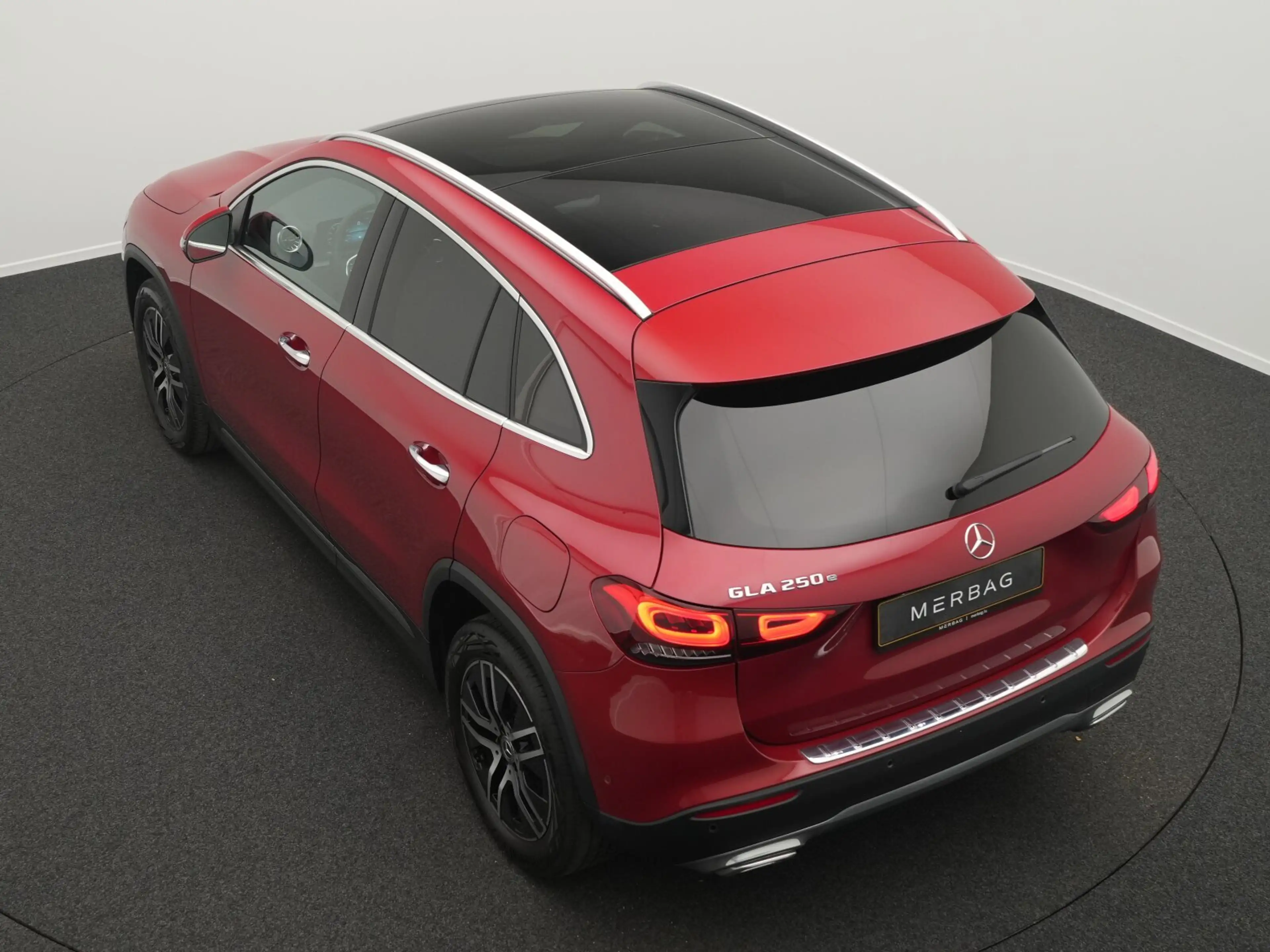 Mercedes-Benz GLA 250 GLA 250 e Progressive Multi+360°+AHK+Memo Navi — photo 13
