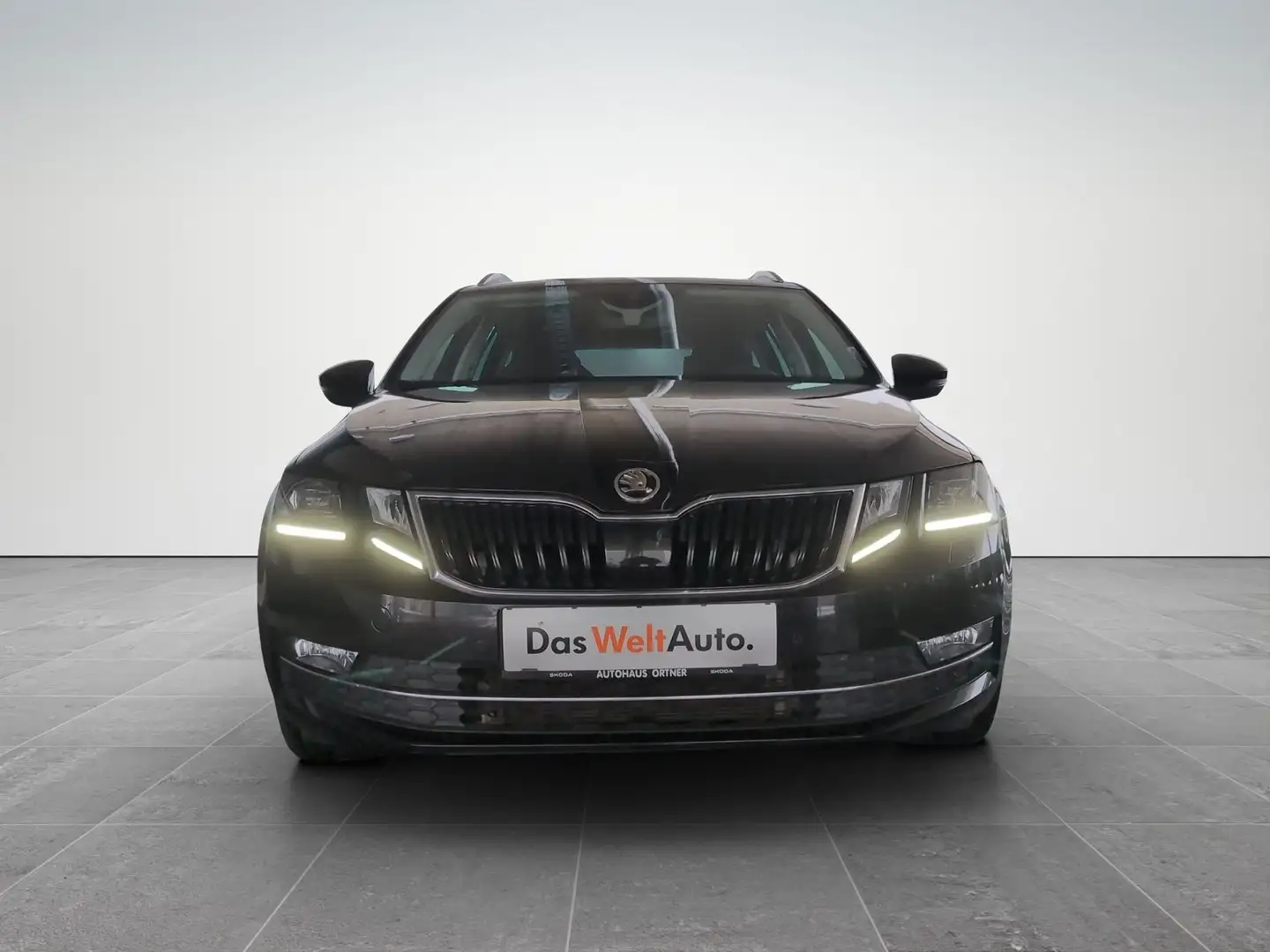 Skoda Octavia Style TDI DSG Schwarz - 2