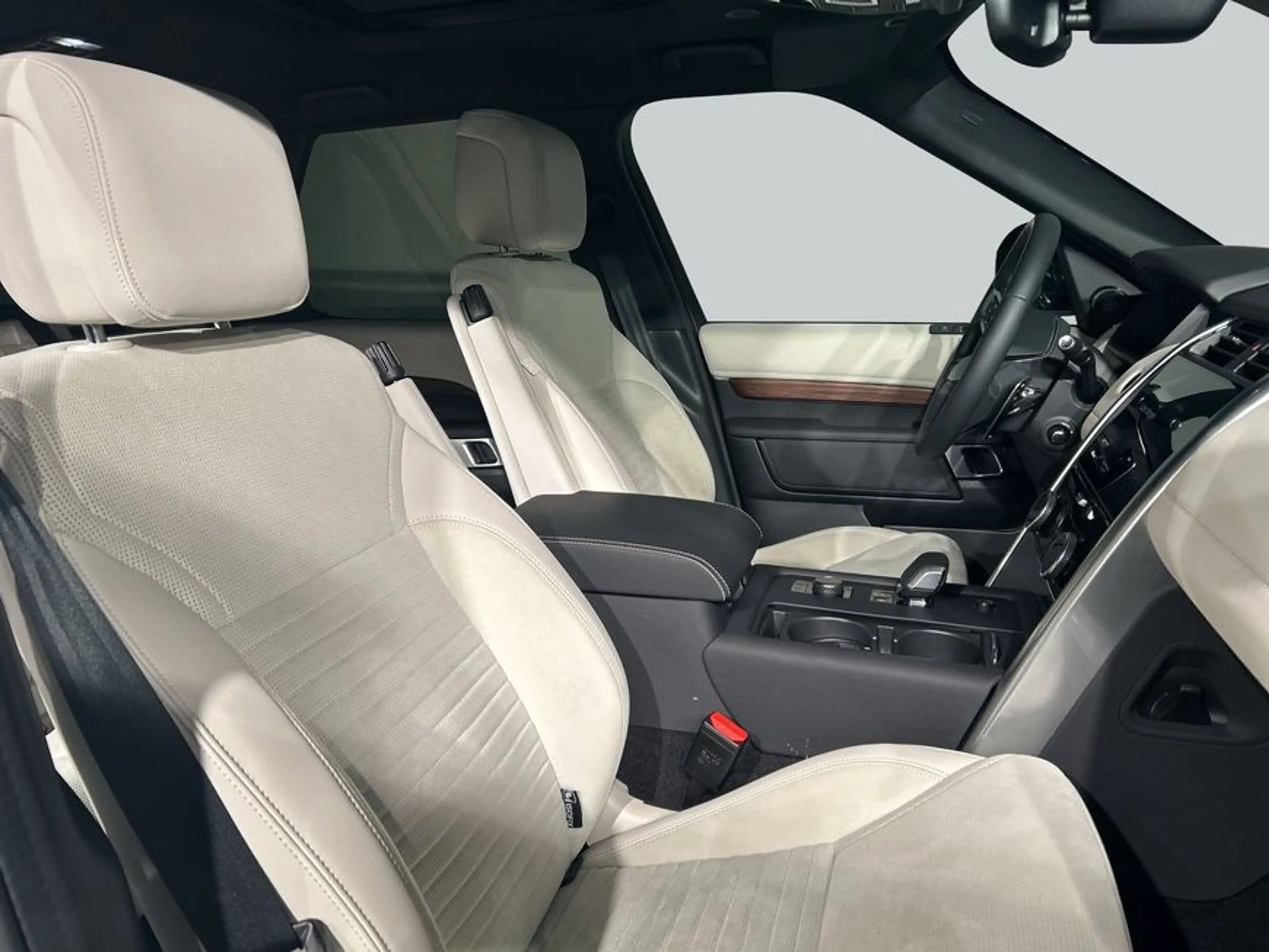 Land Rover Discovery D250 Dynamic SE — photo 3