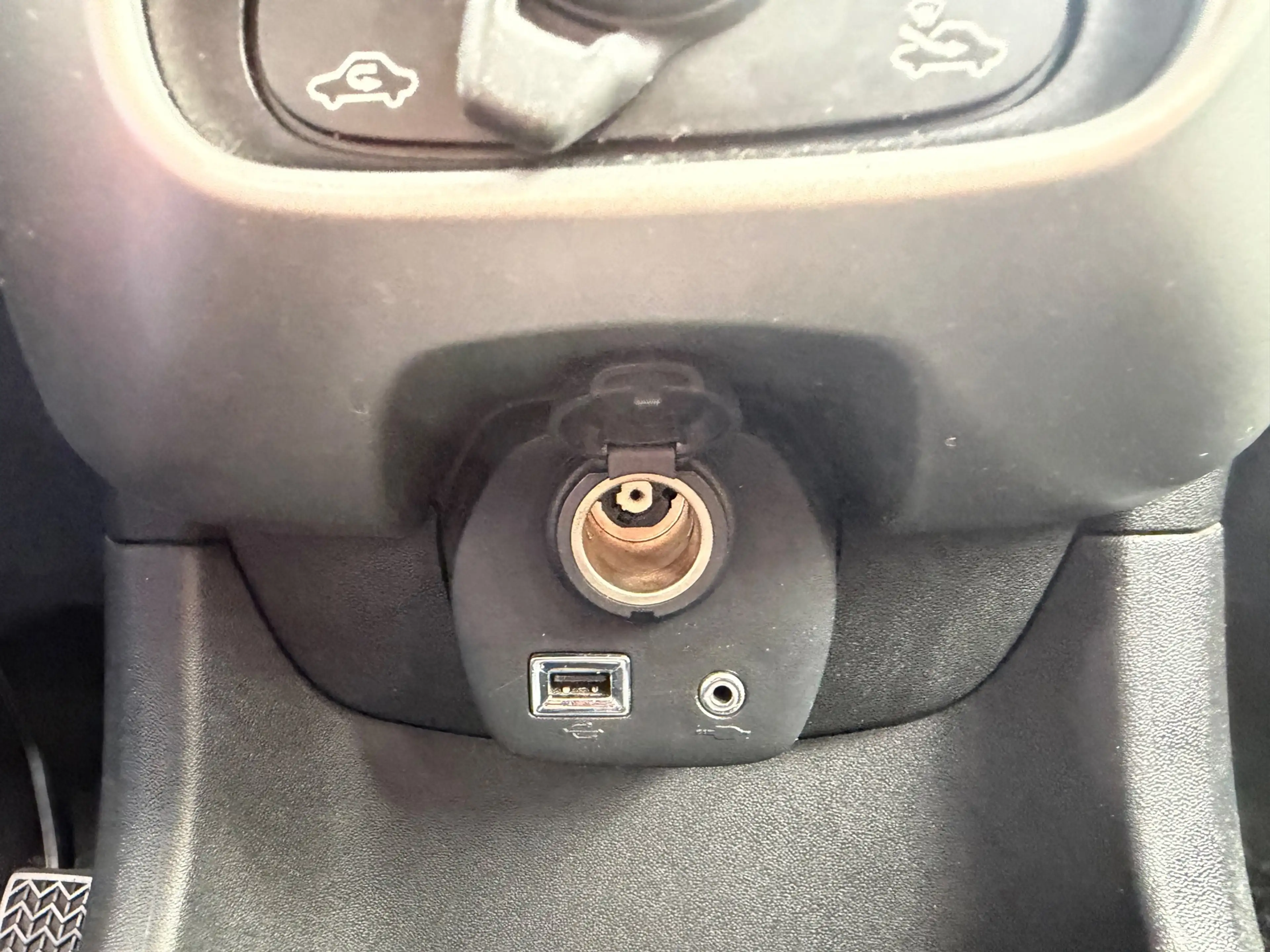 Citroen C1 1.0 e-VTi NL Auto|Nap|5Deurs|Airco|Led|Bluetooth|E — photo 23