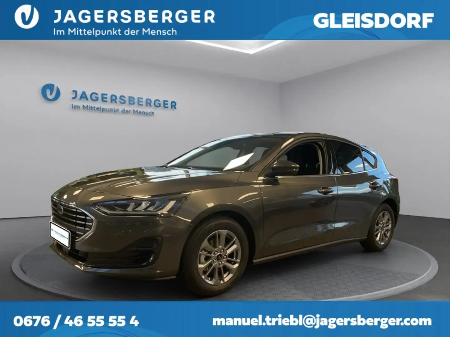 Ford Focus Titanium  Hybrid Automatik Grau - 1