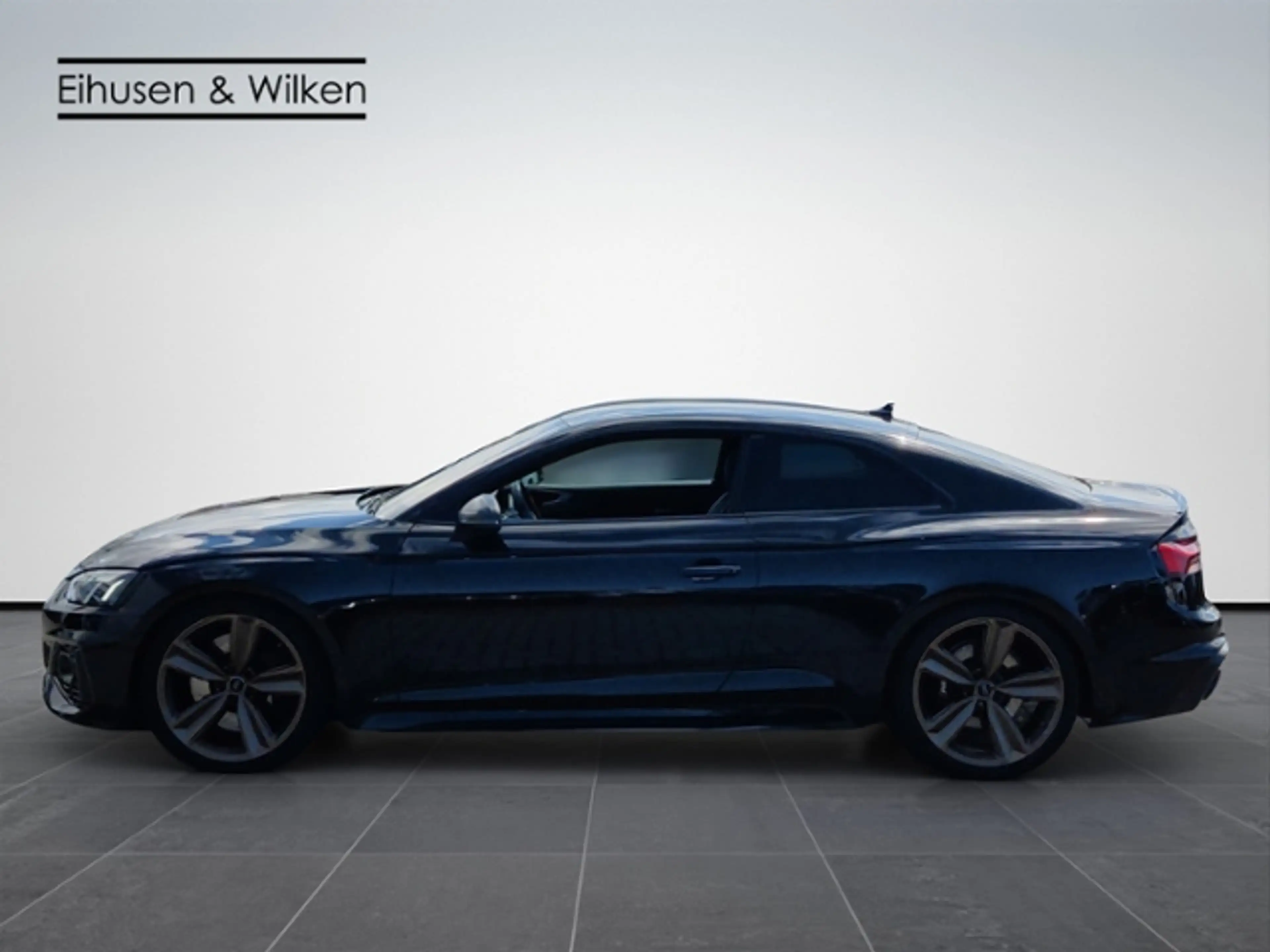Audi RS5 Coupe 2.9+TFSI+MATRIX+RS-ABGAS+V-MAX+B&Q+HUD — photo 3