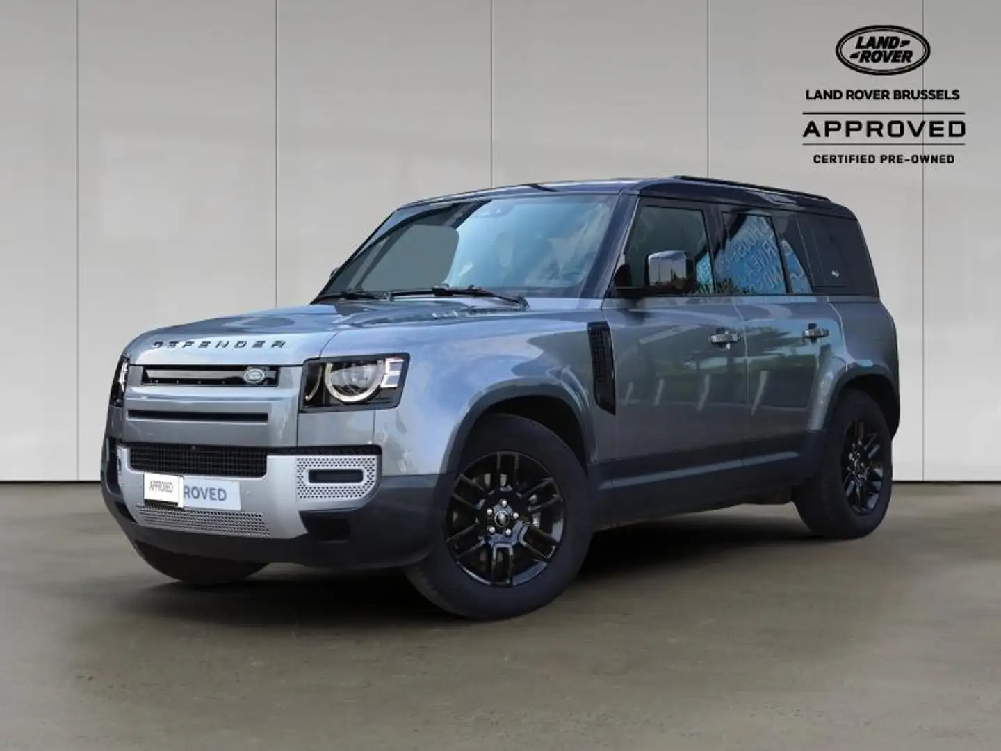 Land Rover Defender 110 D200 SE 7SEATS Warranty until 04/2029 Grijs - 1