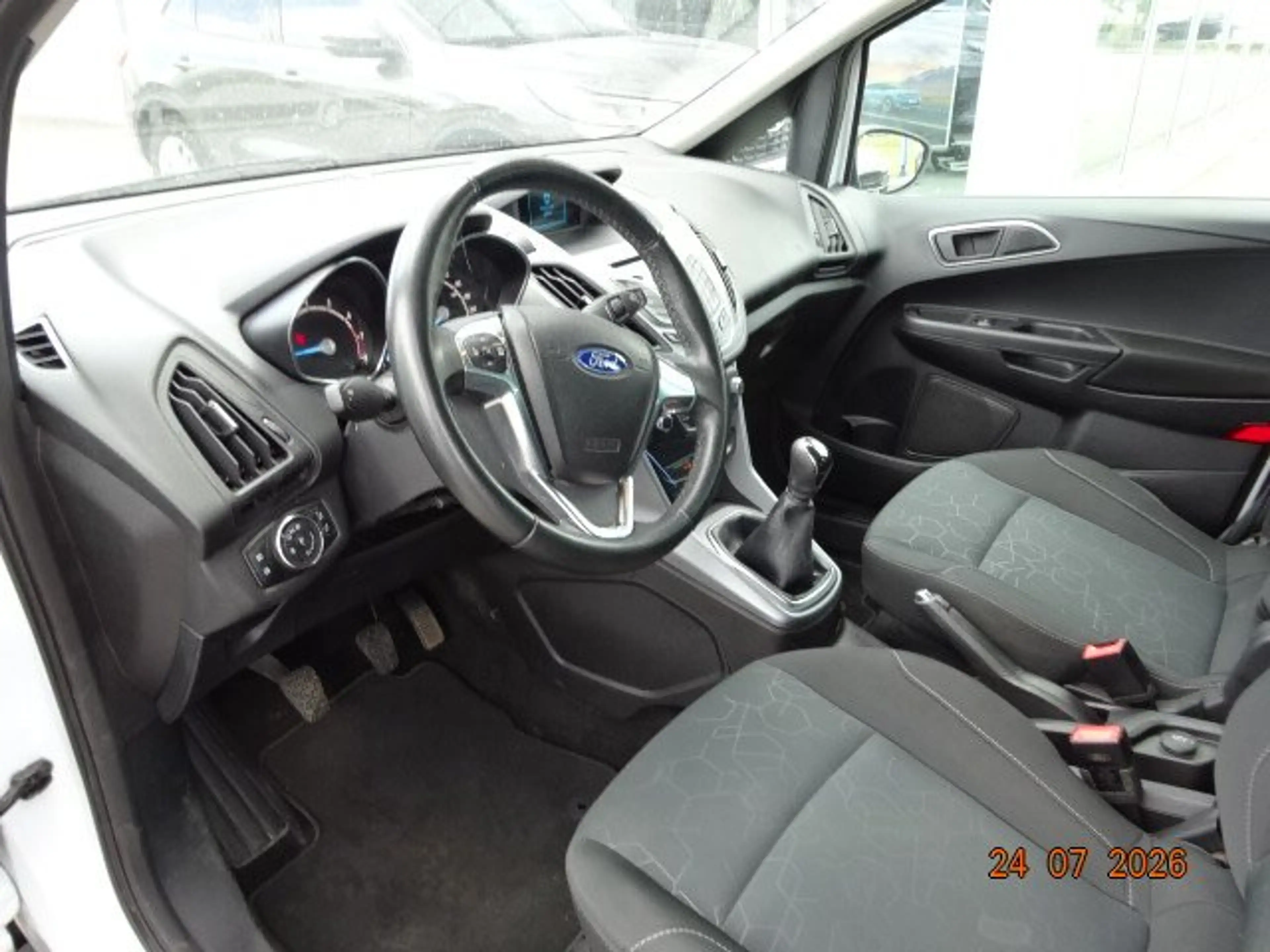 Ford B-Max Sync Edition — photo 8