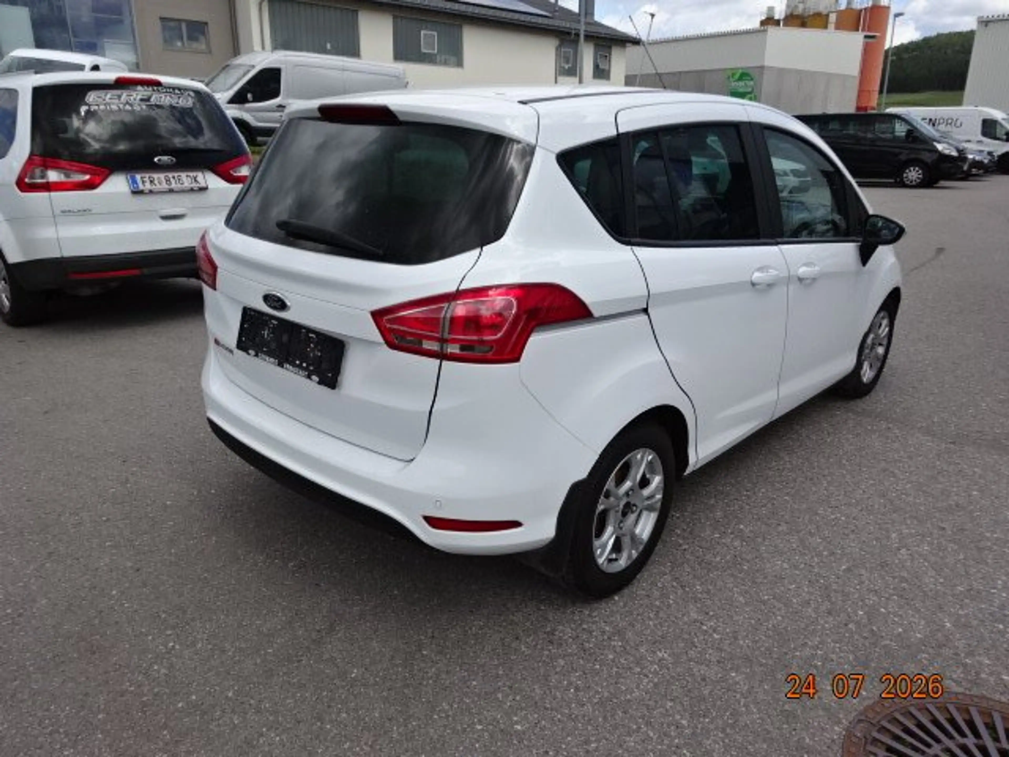 Ford B-Max Sync Edition — photo 5