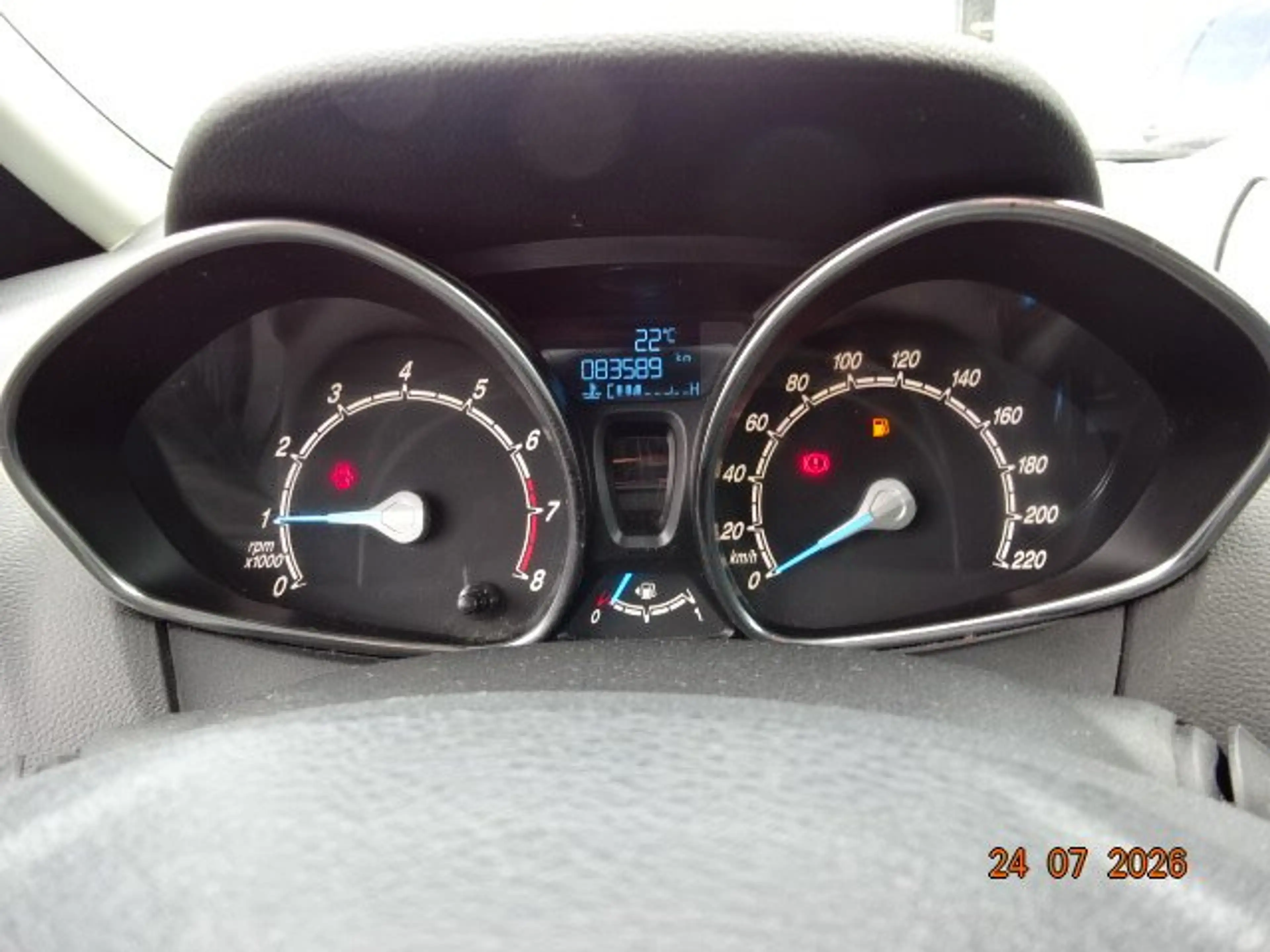 Ford B-Max Sync Edition — photo 11