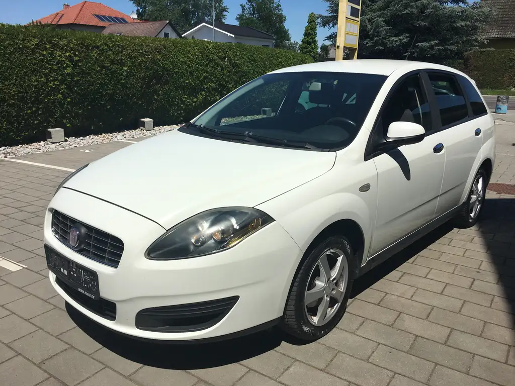 Fiat Croma 2009 из Европы — купить под ключ