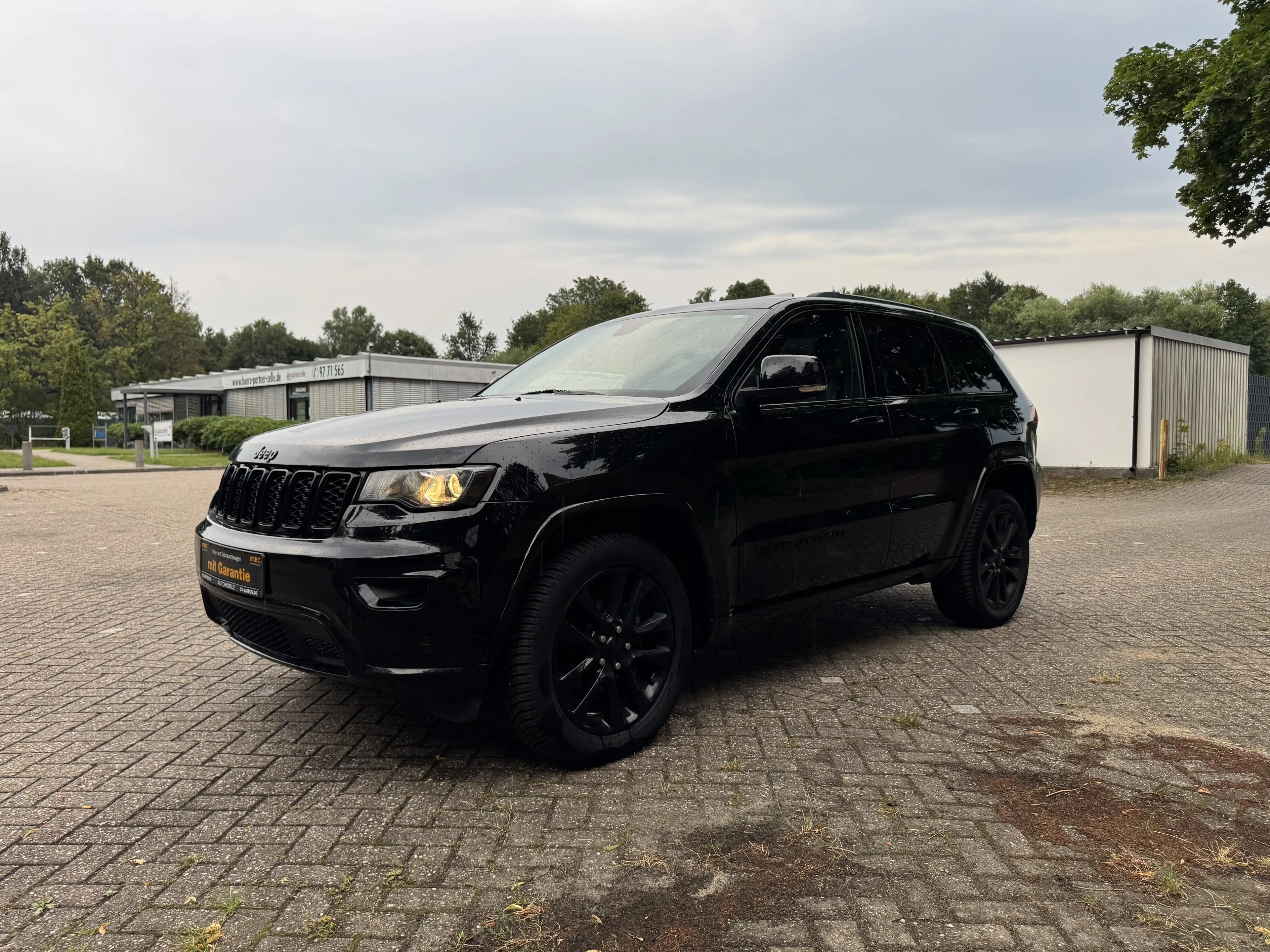 Jeep Grand Cherokee Grand Cherokee 3.6 V6 Pentastar 4WD Automatik Summit — photo 3